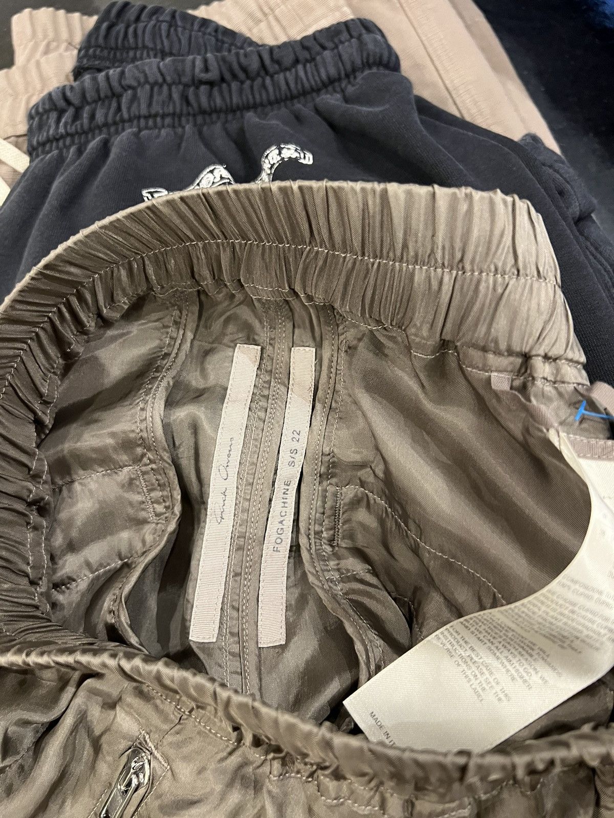 Rick Owens Rick Owens ss22 fogachine Cupro Jogger Pants Dust Size US 30 / EU 46 - 5 Thumbnail