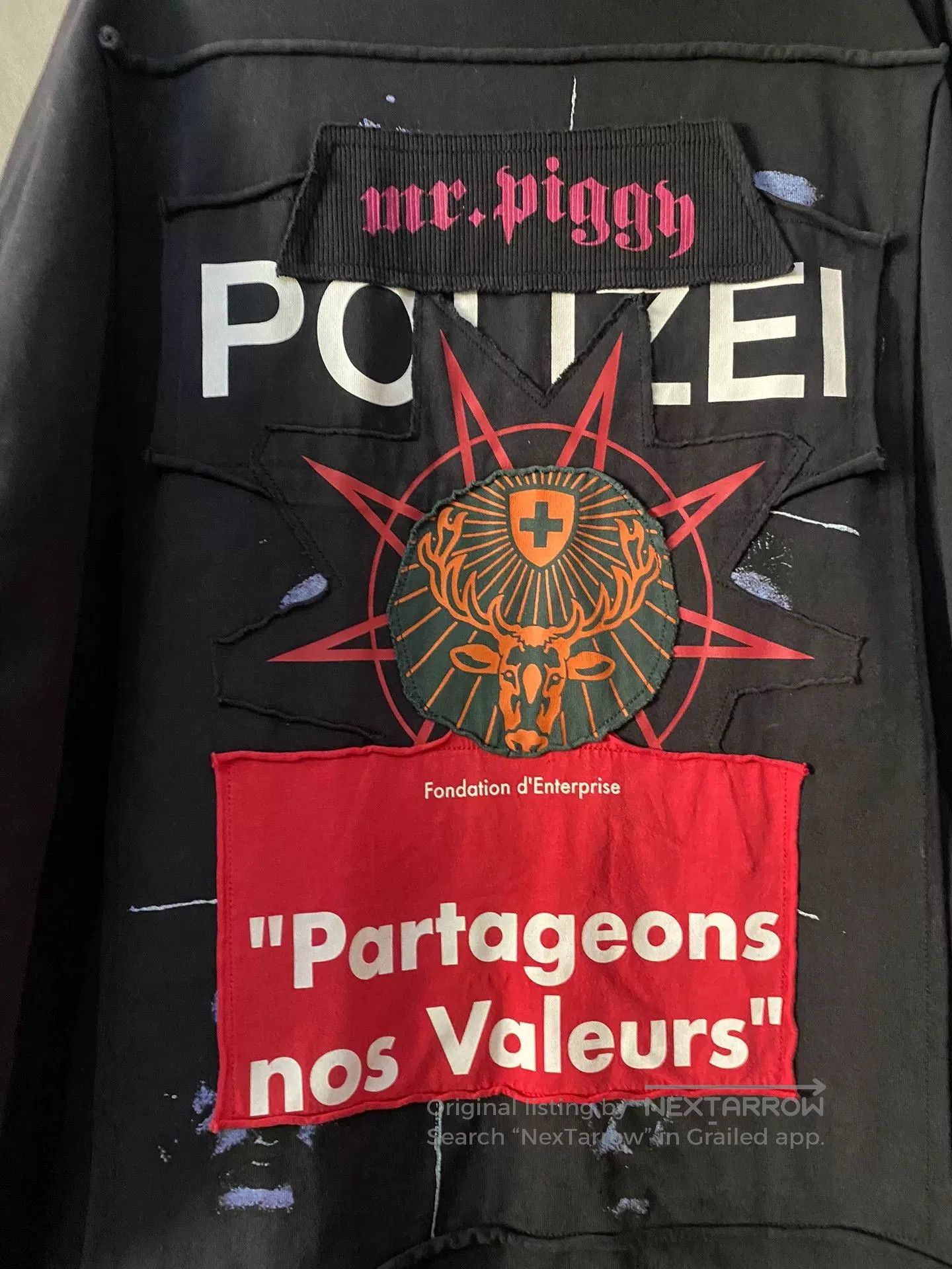 Vetements vetements anti. Size US L / EU 52-54 / 3 - 4 Thumbnail