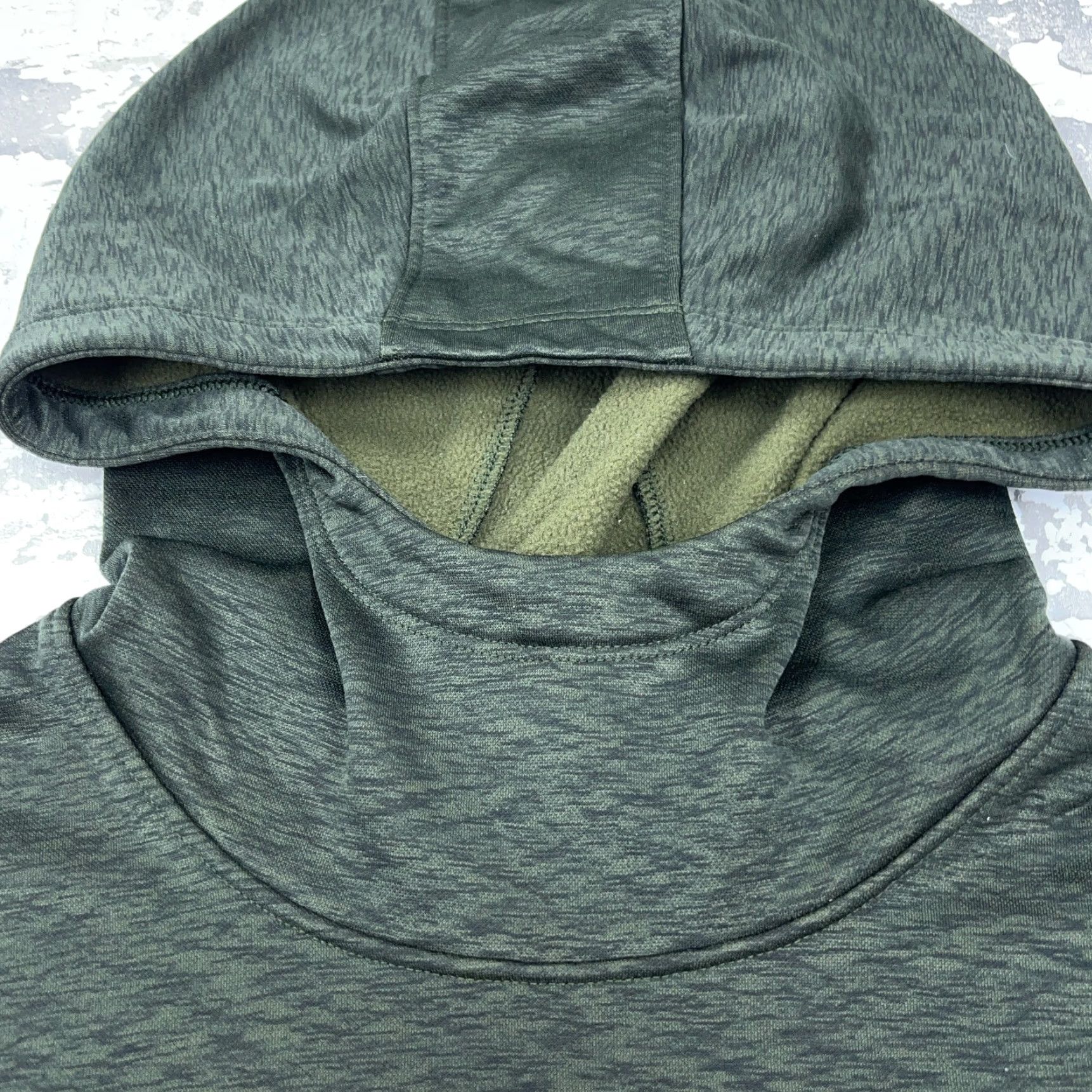 Under Armour Under Armour Hoodie Women Small Green Sweatshirt Pullover Logo All Seasons Breathable Moisture Wicking No N/A Size S / US 4 / IT 40 - 5 Thumbnail