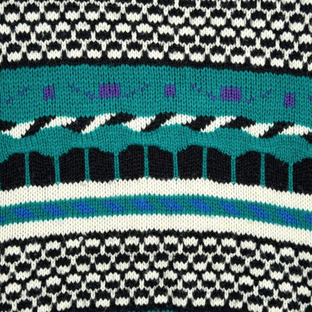 Vintage VINTAGE Lightning Bolt Sweater Mens Geometric Striped Knit Pullover Adult MEDIUM Green 90s Size US M / EU 48-50 / 2 - 5 Thumbnail
