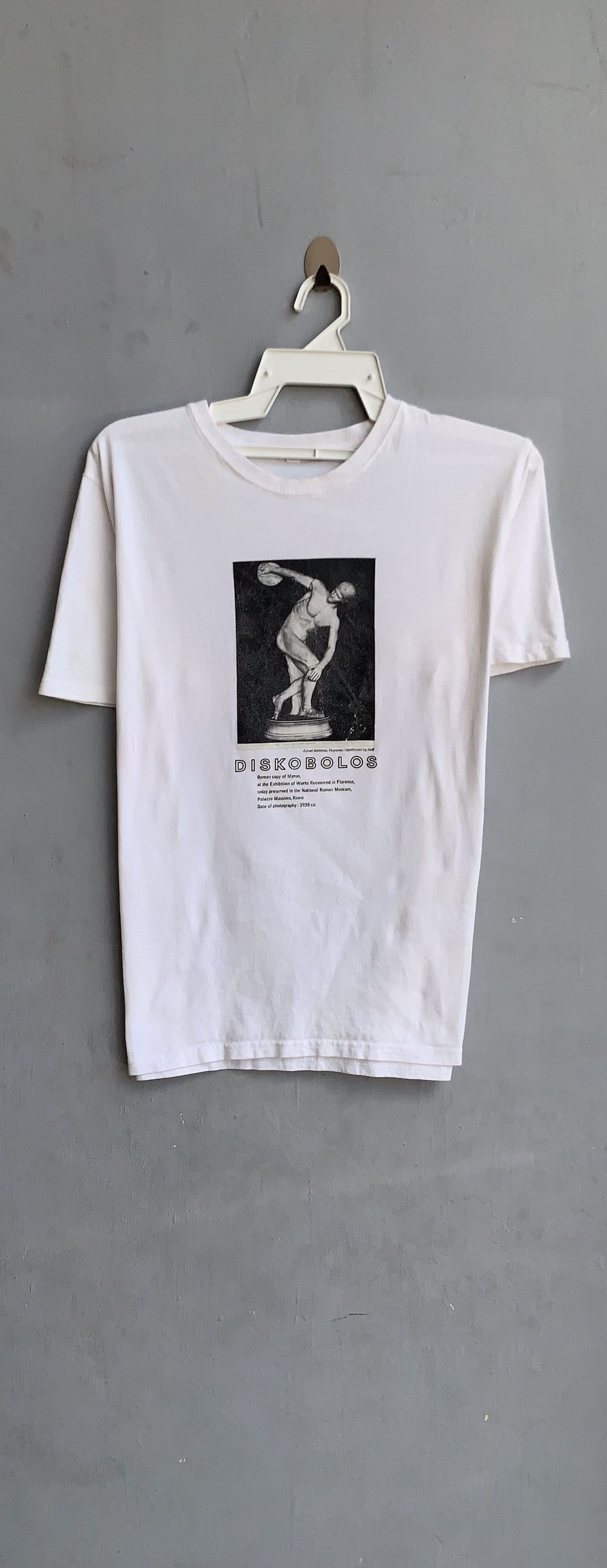 Vintage Discobolus Statue Graphic Vintage Shirt Size US L / EU 52-54 / 3 - 1 Thumbnail