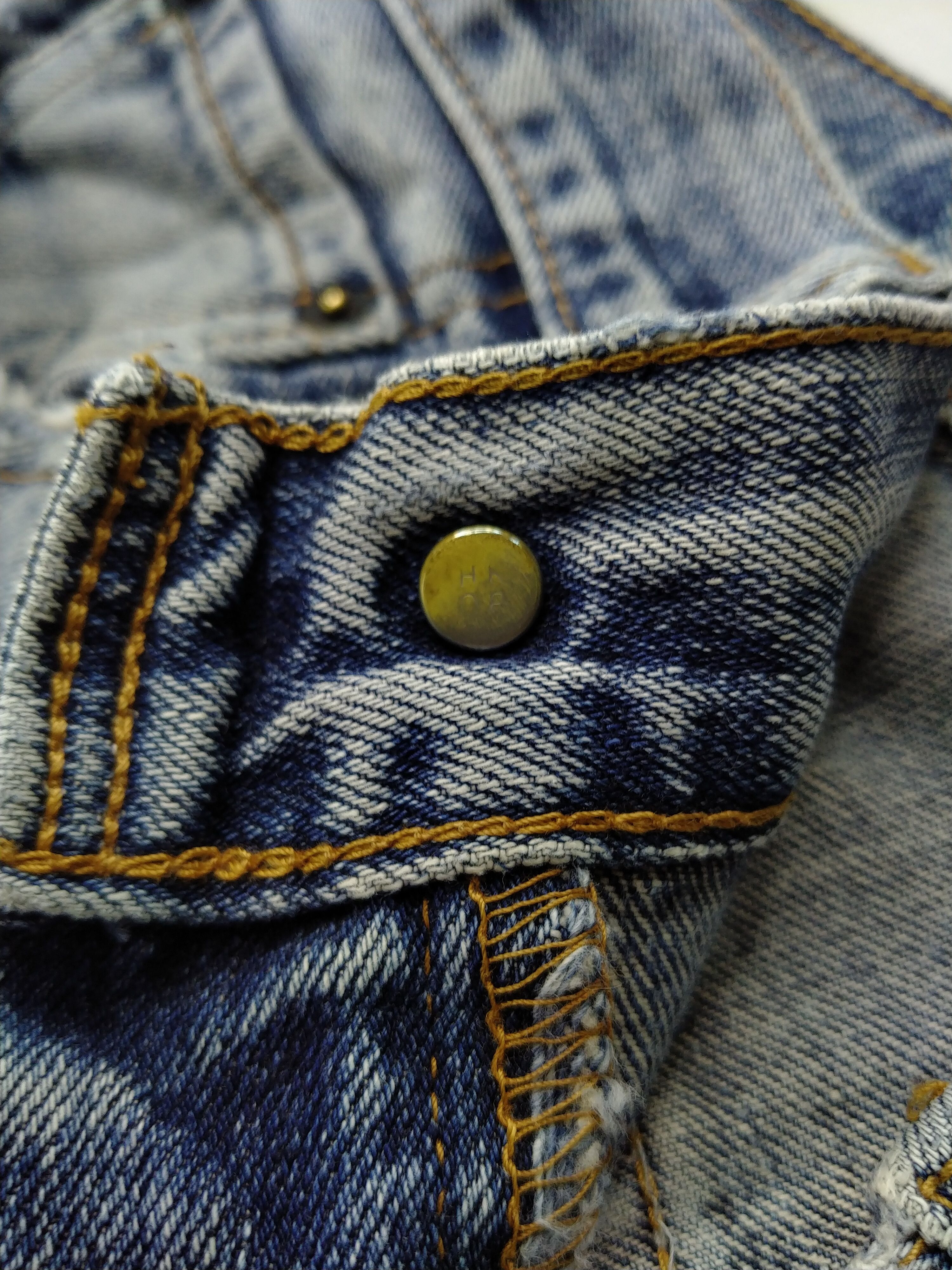 Levi's Light Indigo Vintage Levi's 505 Jeans 31x27 Denim -JN875 Size US 31 - 6 Thumbnail