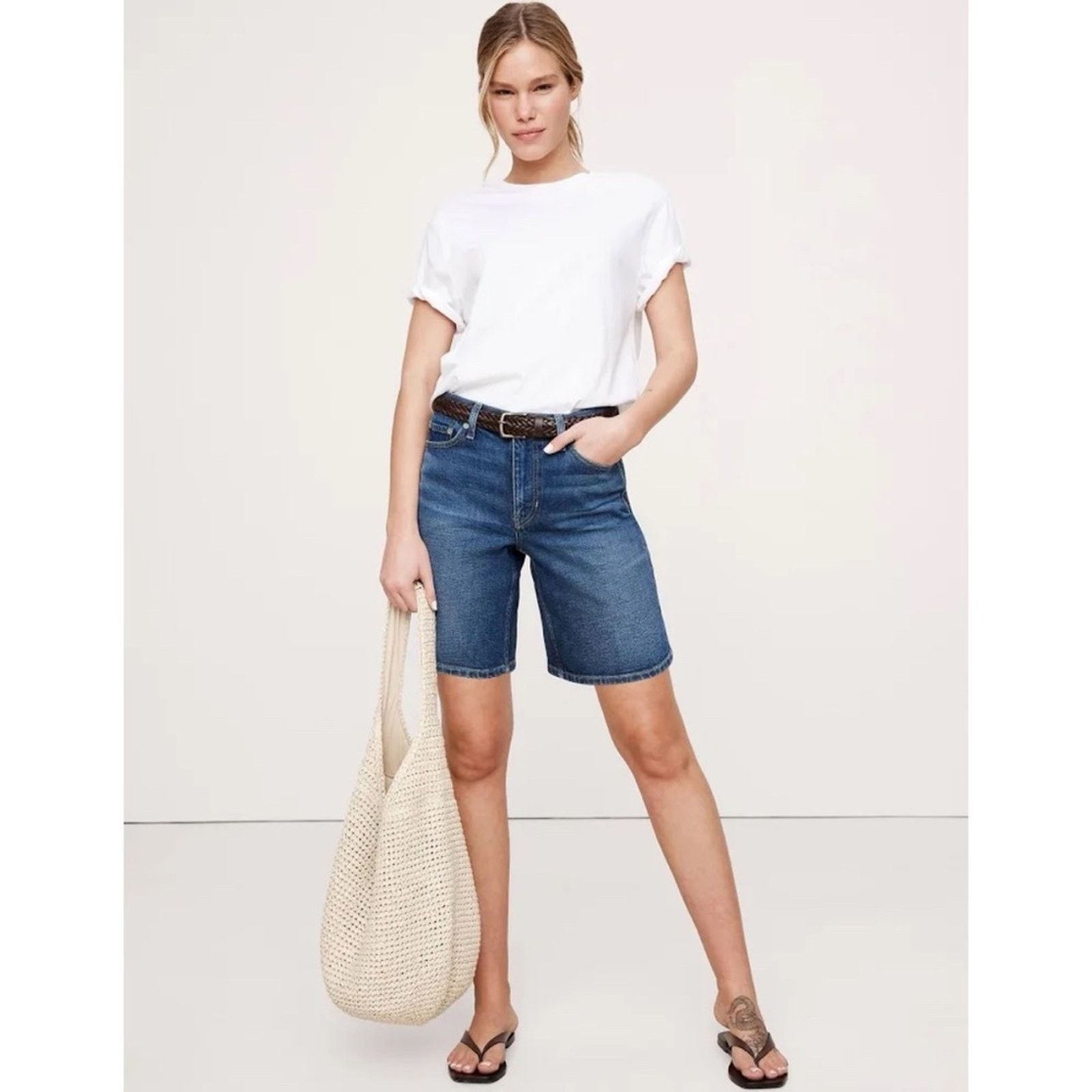 Banana Republic Banana Republic Curvy 10” Denim Short 27/4 Size 27" / US 4 / IT 40 - 13 Thumbnail