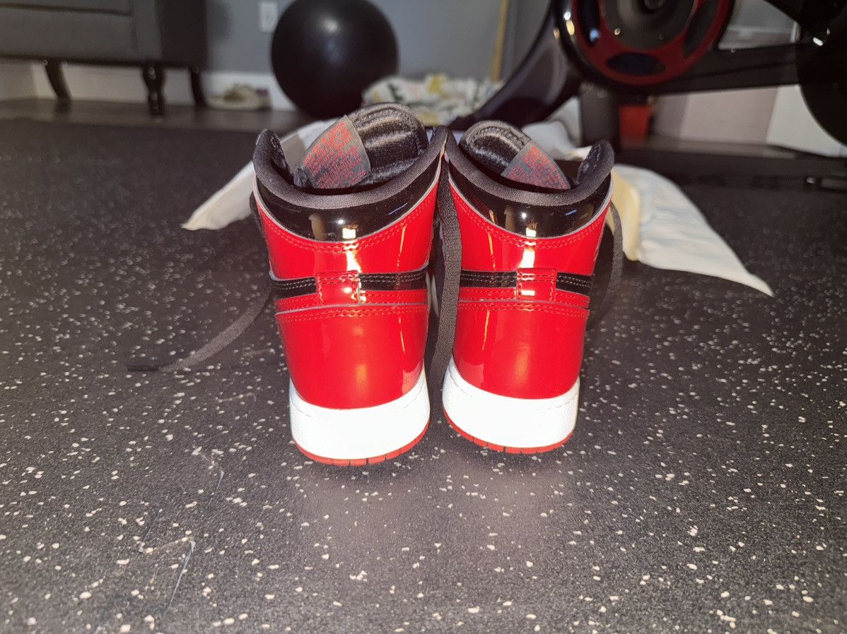 Jordan Brand × Nike Nike Air Jordan 5.5 Y BOYS like new gently worn black + red Size US 5.5 / EU 38 - 5 Thumbnail