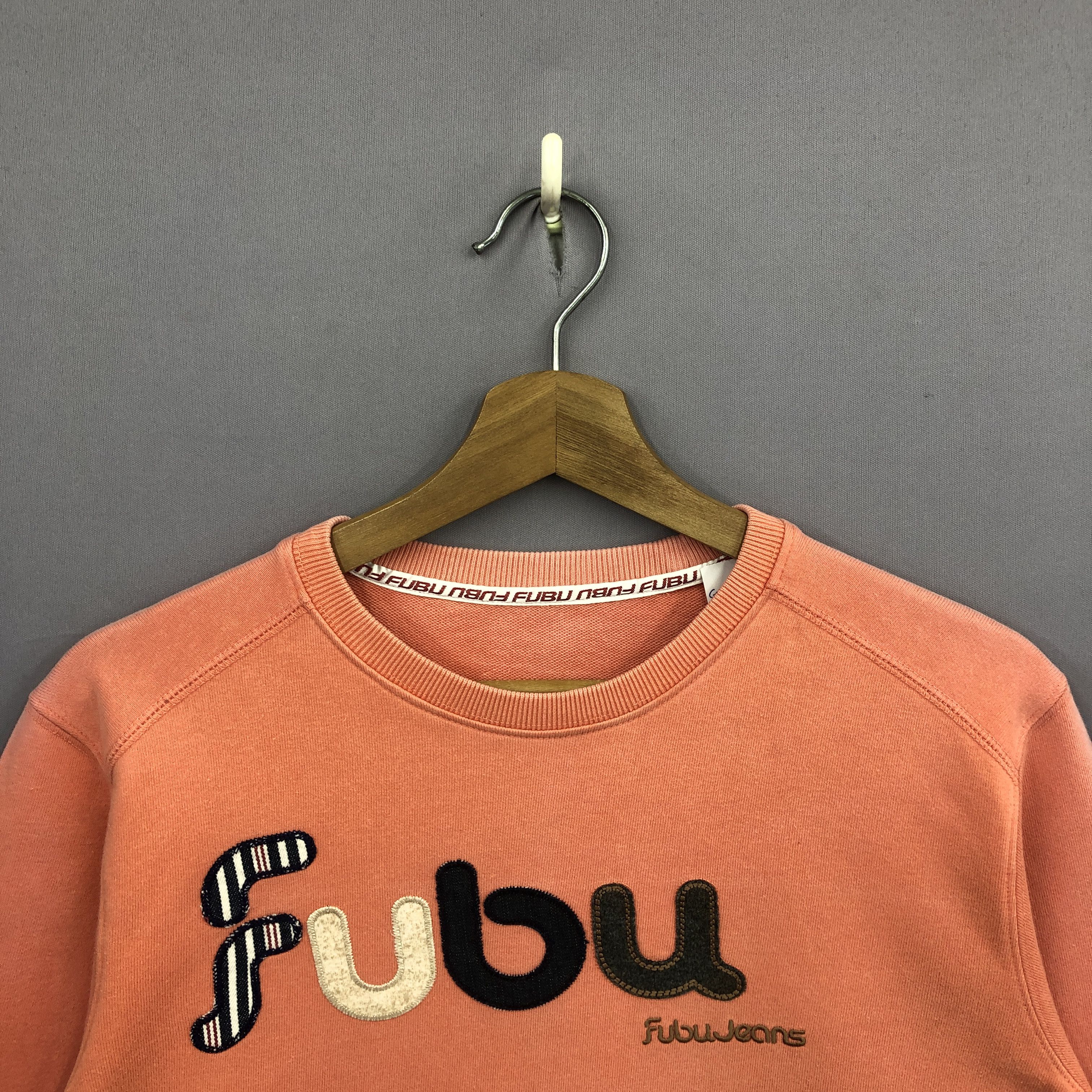 Fubu × Vintage Vintage Fubu Jeans Sweater Skate Baggy Sweatshirt Jumper Size S / US 4 / IT 40 - 4 Thumbnail