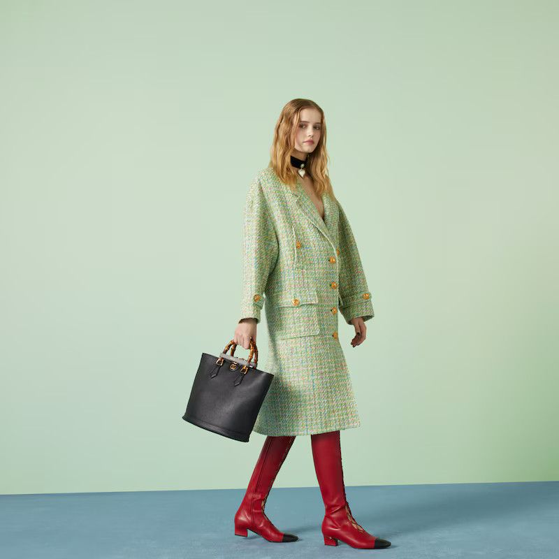 Gucci o1s1wg110225 Size: OS / Diana Medium Tote Bag in Black Size ONE SIZE - 3 Thumbnail