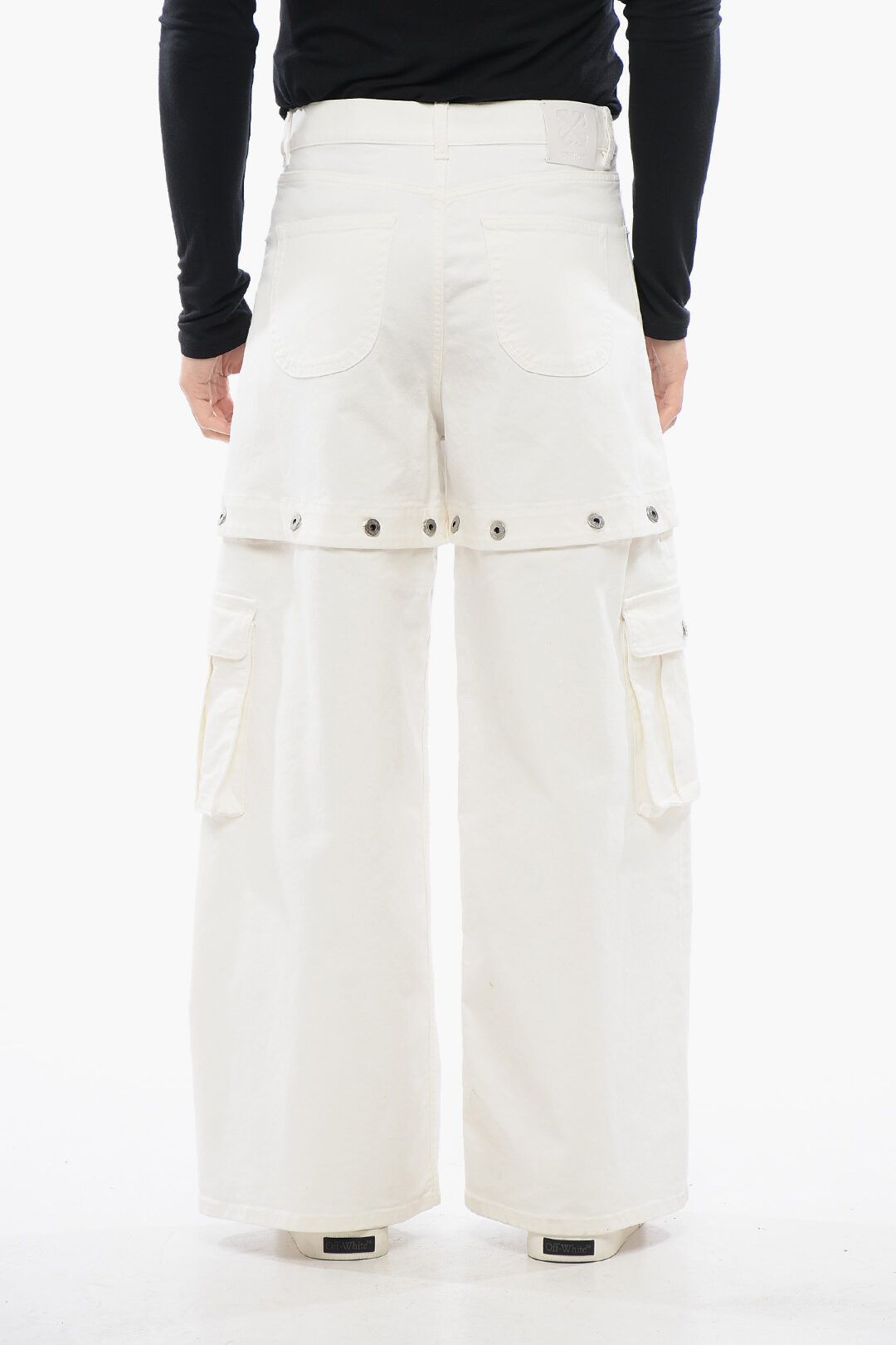 Off-White og1mm0525 Baggy Fit Jeans in White Size US 33 - 2 Thumbnail
