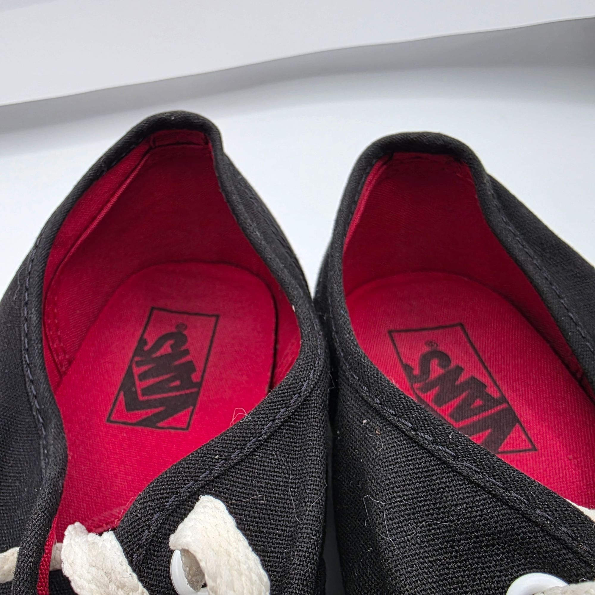 Vans Vans Era Mens 8.5 Black Canvas Sneakers Casual Lace Up Low T Size US 8.5 / EU 41-42 - 9 Thumbnail