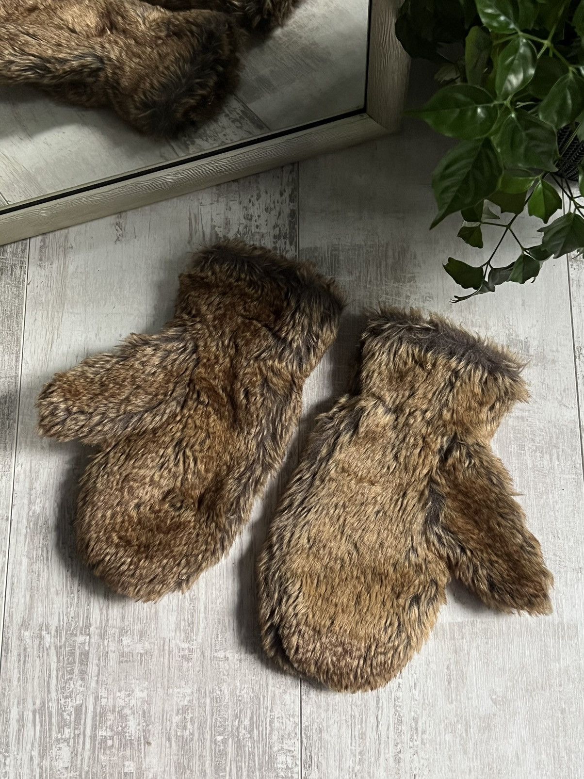 If Six Was Nine × Japanese Brand Avant Garde Gloves Fur Y2K Hysteric Glamour Style Opium Size ONE SIZE - 5 Thumbnail