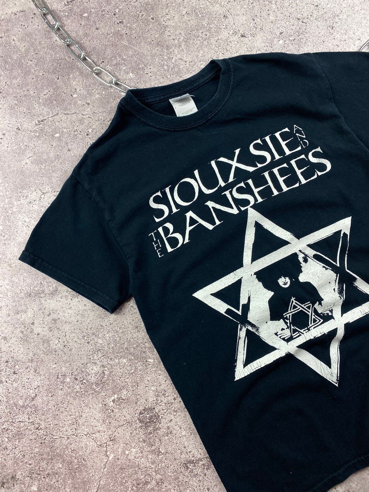 Vintage Vintage Siouxsie And The Banshees Tee Shirt Punk Faded Size US S / EU 44-46 / 1 - 3 Thumbnail