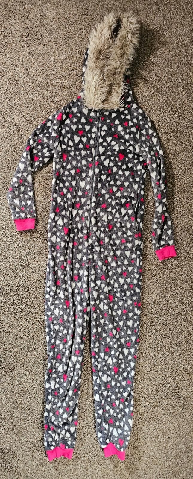 Designer secret treasures hooded hearts allover 1 Piece pajamas M Size ONE SIZE - 1 Thumbnail