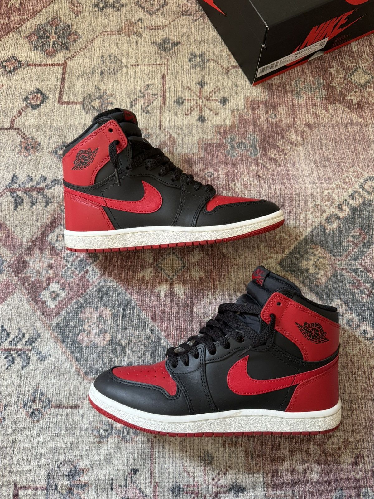 Nike Jordan 1 High 85 Bred Size US 9 / EU 42 - 1 Thumbnail