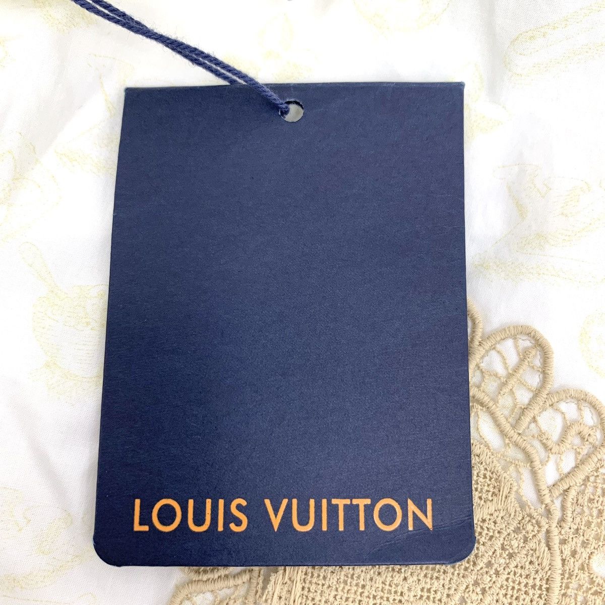 Louis Vuitton Louis Vuitton Off-white Long Sleeve Shirt K26WX Size US L / EU 52-54 / 3 - 7 Thumbnail