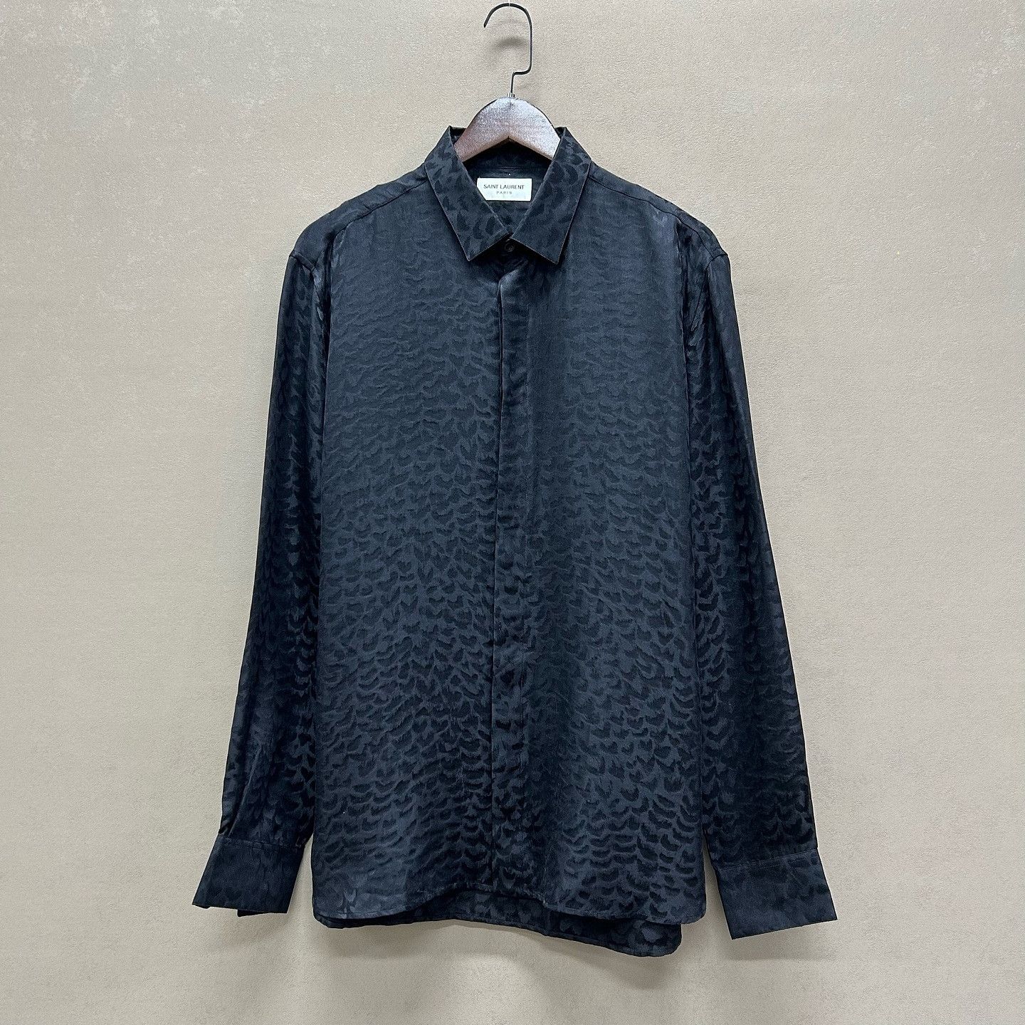 Saint Laurent Paris Saint Laurent Silk Jacquard Button Up Shirt Size M Size US XXS / EU 40 - 1 Thumbnail