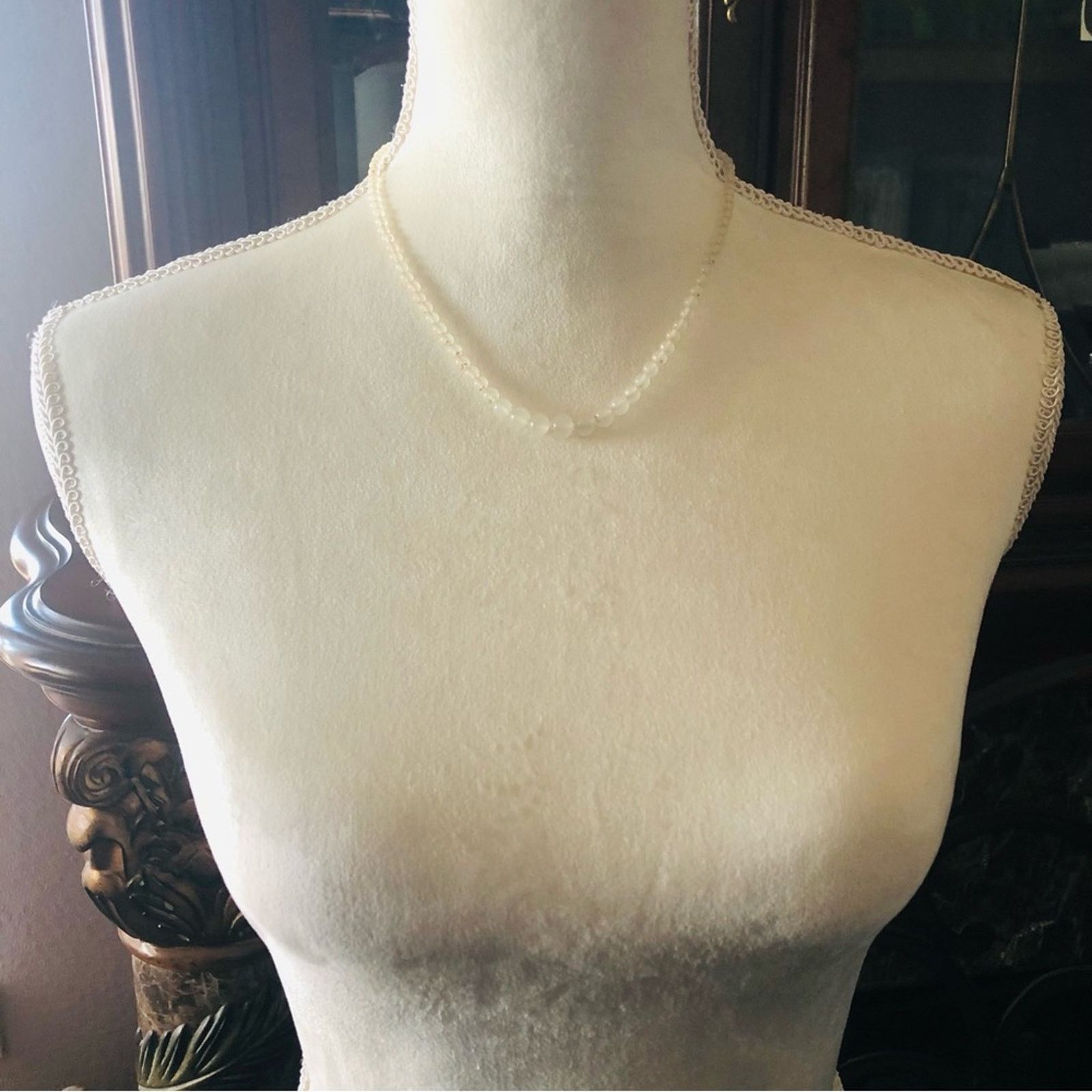 Vintage Vintage mid century opalescent glass wedding bead necklace Size ONE SIZE - 4 Thumbnail