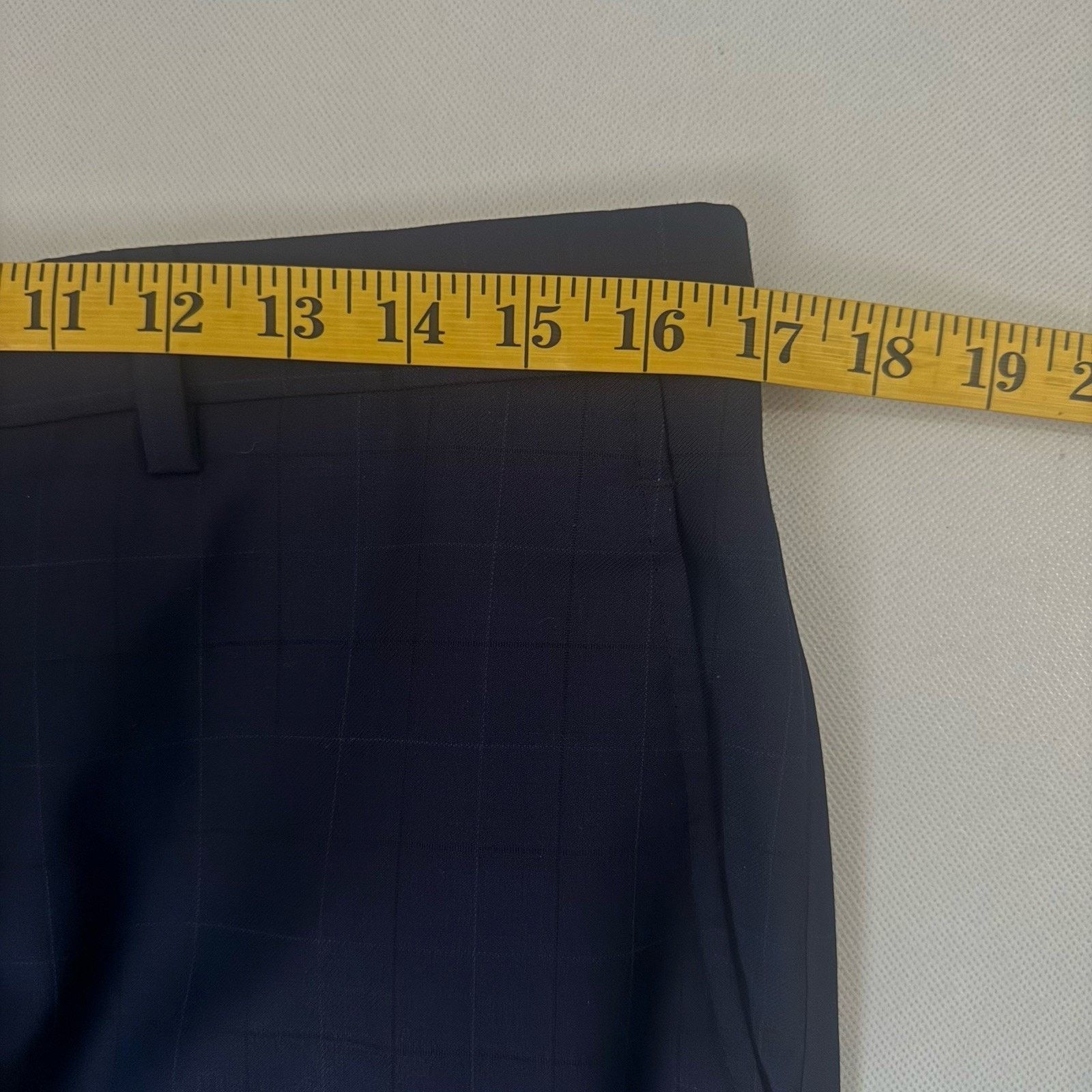 Hart Schaffner Marx Hart Schaffner Marx Suit Wool Blend Window Pane Union USA Size 38R - 14 Thumbnail