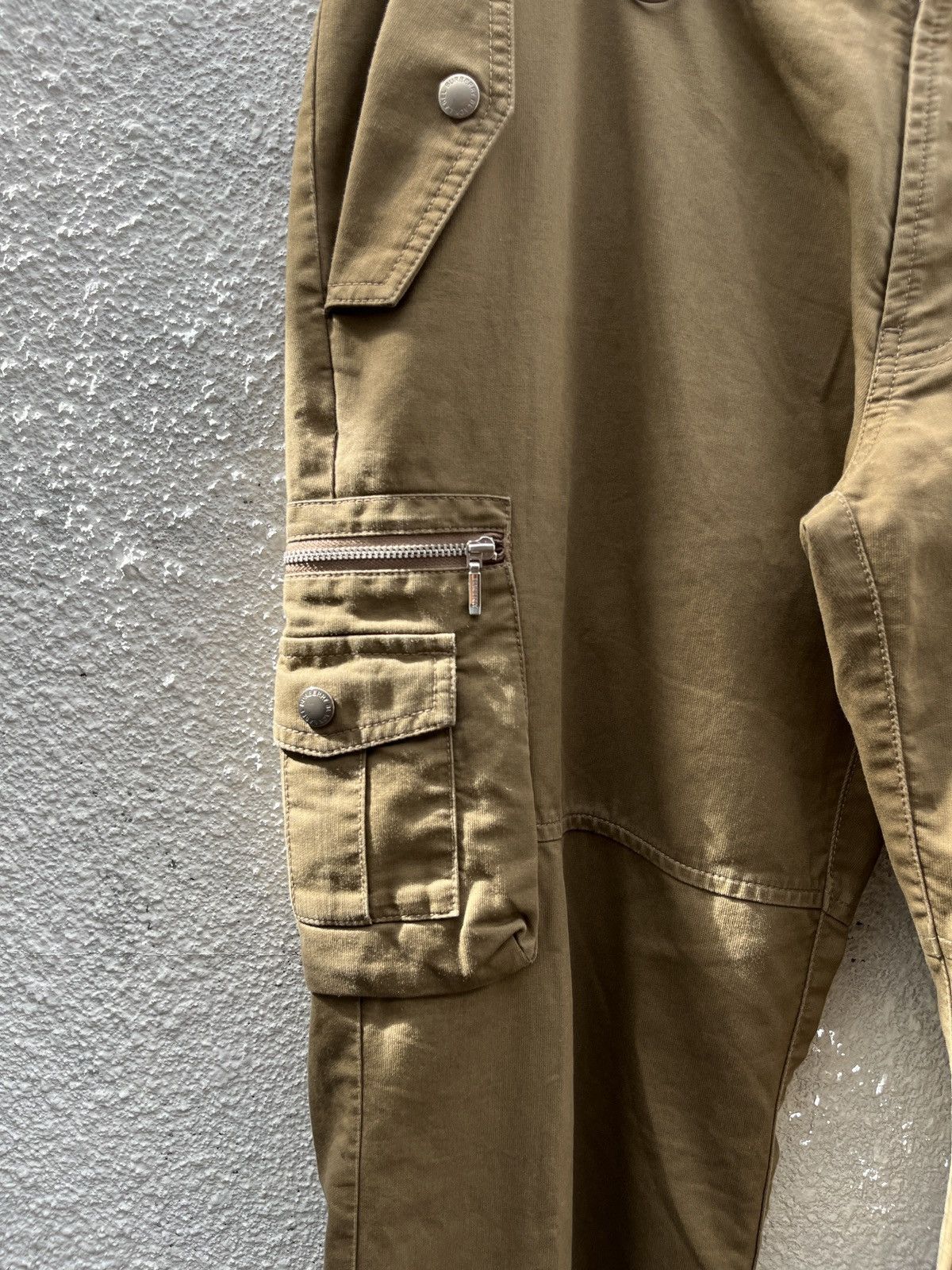 Burberry Burberry Black Label Cargo Pants Size US 34 / EU 50 - 19 Thumbnail
