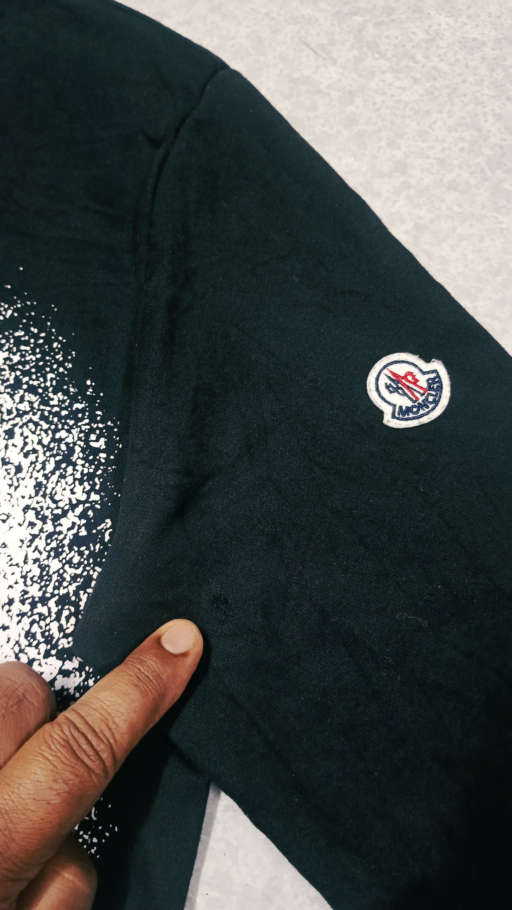Moncler Moncler Big Logo Sweatshirt Size US XL / EU 56 / 4 - 9 Thumbnail