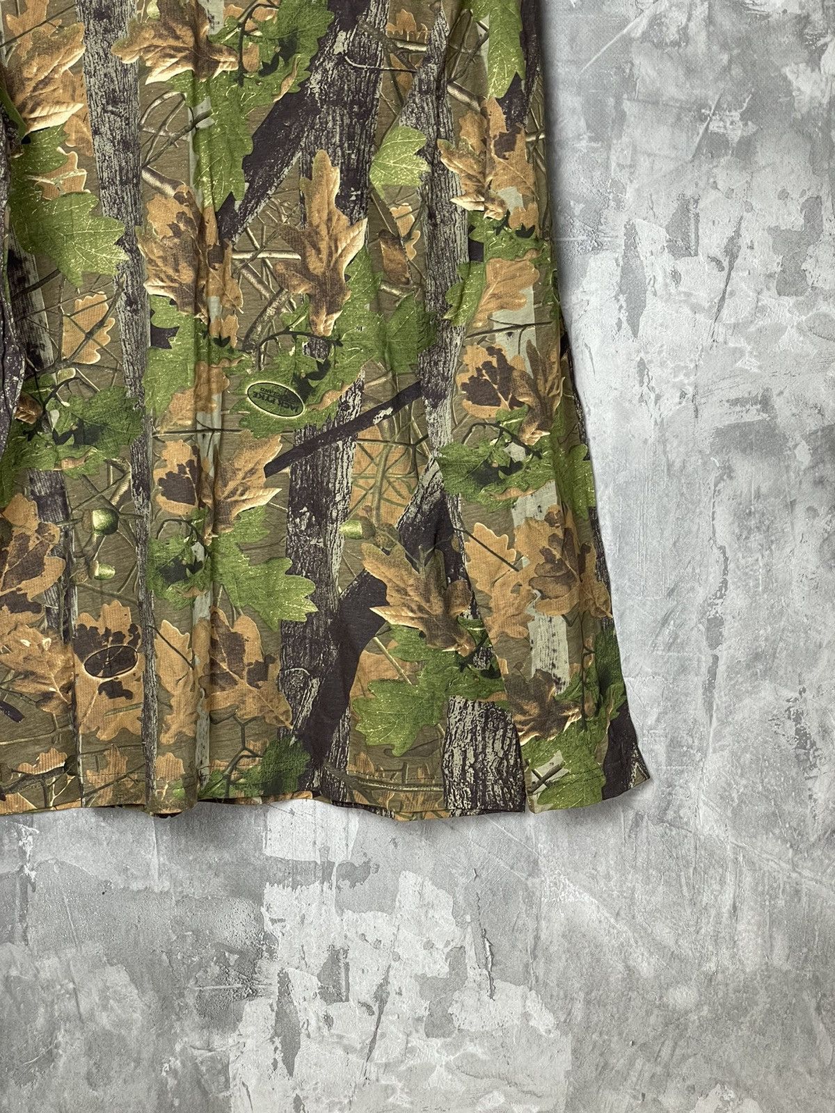 Carhartt × Realtree × Vintage Crazy Vintage Y2K Realtree Camo Long Sleeve T Shirt Carhartt Size US L / EU 52-54 / 3 - 6 Thumbnail