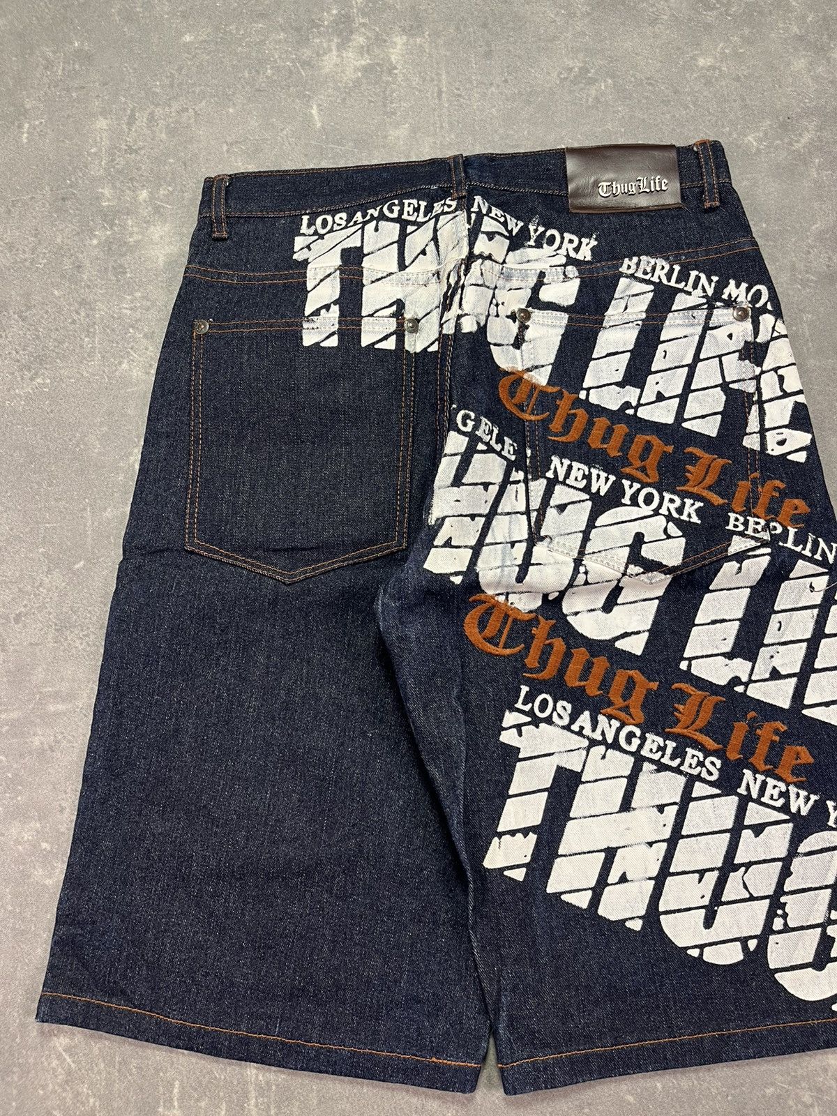 Rap Tees Thug Life Baggy Printed Jorts Shorts 34 Tupac Makaveli Size US 34 / EU 50 - 7 Thumbnail