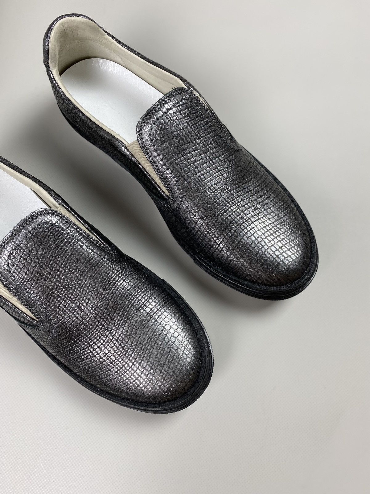 Maison Margiela New! Maison Margiela ladies slip on meds shoes size 37.5 Size US 7.5 / IT 37.5 - 5 Thumbnail