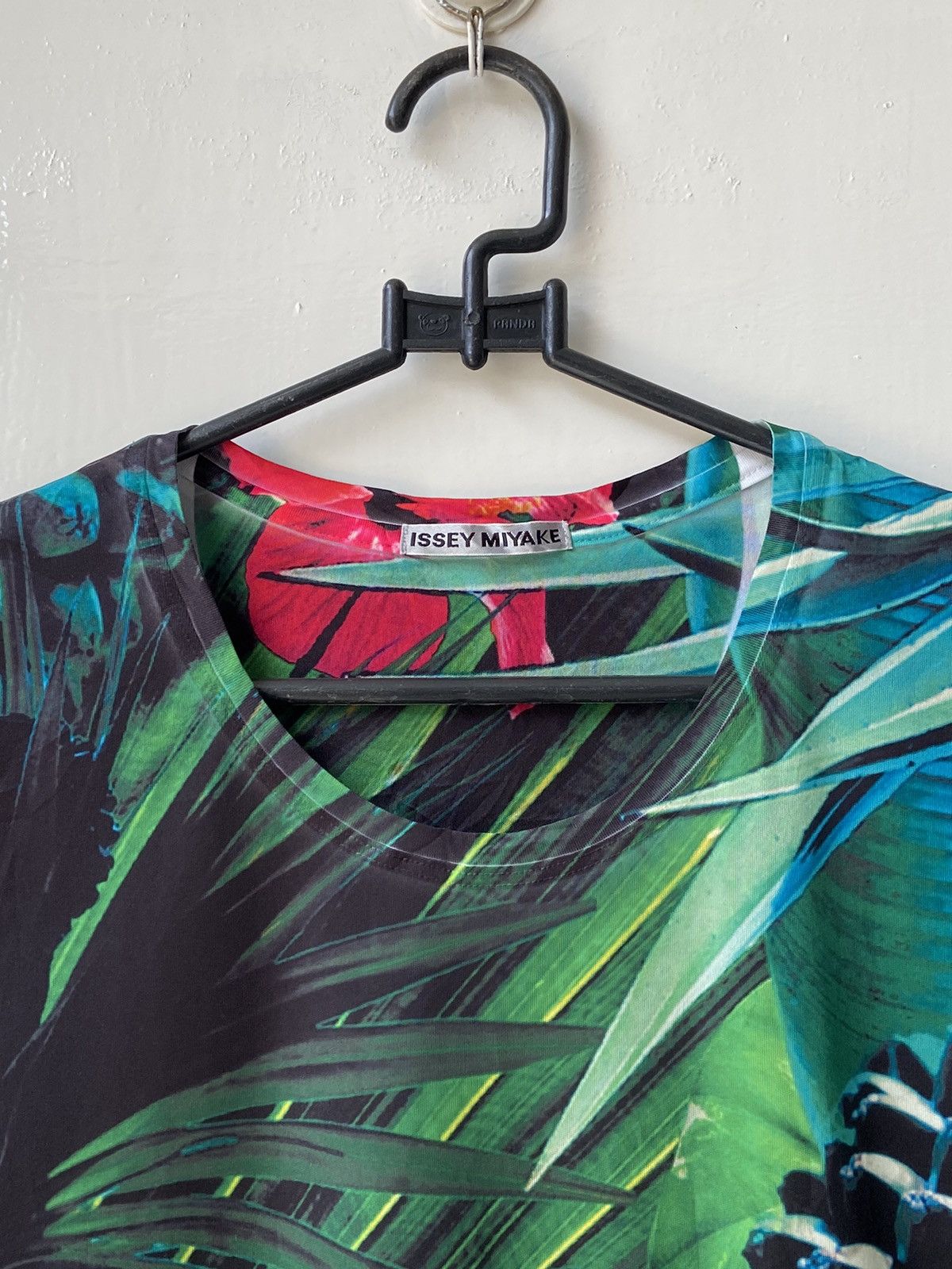 ISSEY MIYAKE Motive T-shirt