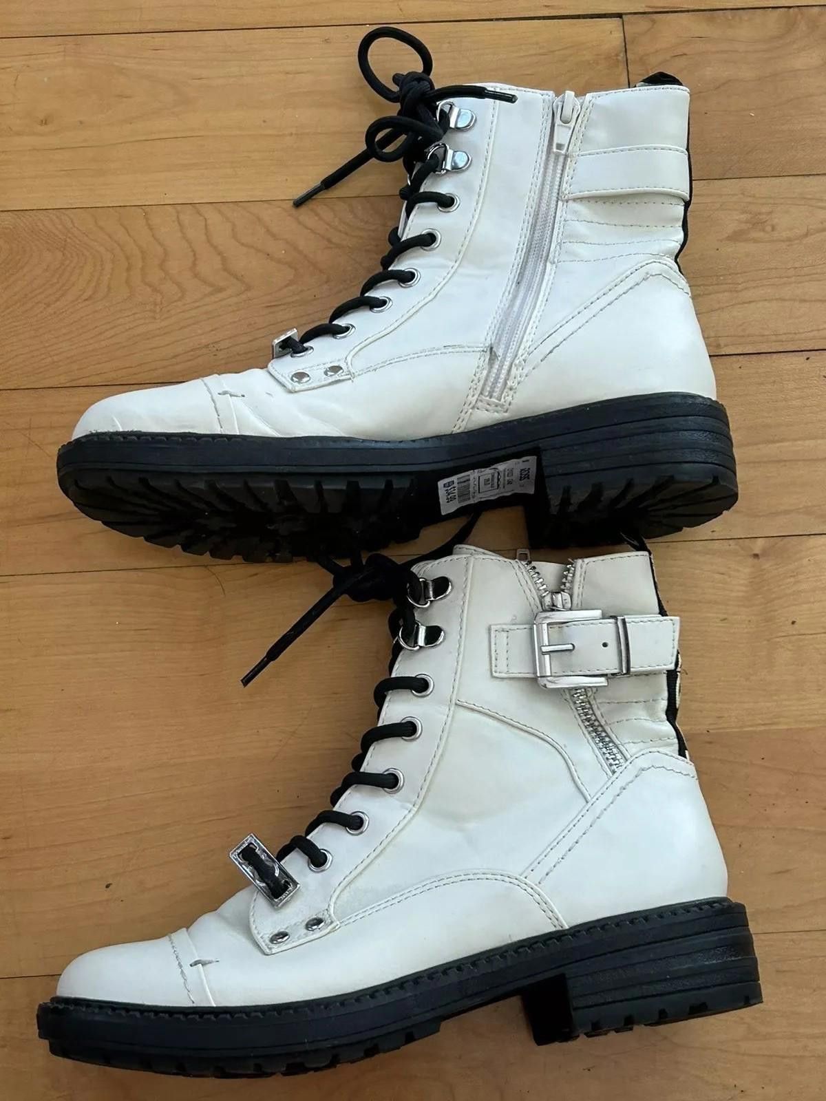 Guess GBG Guess Women's White Ankle Combat Boots Sz 5.5 M Size US 5.5 / IT 35.5 - 2 Thumbnail