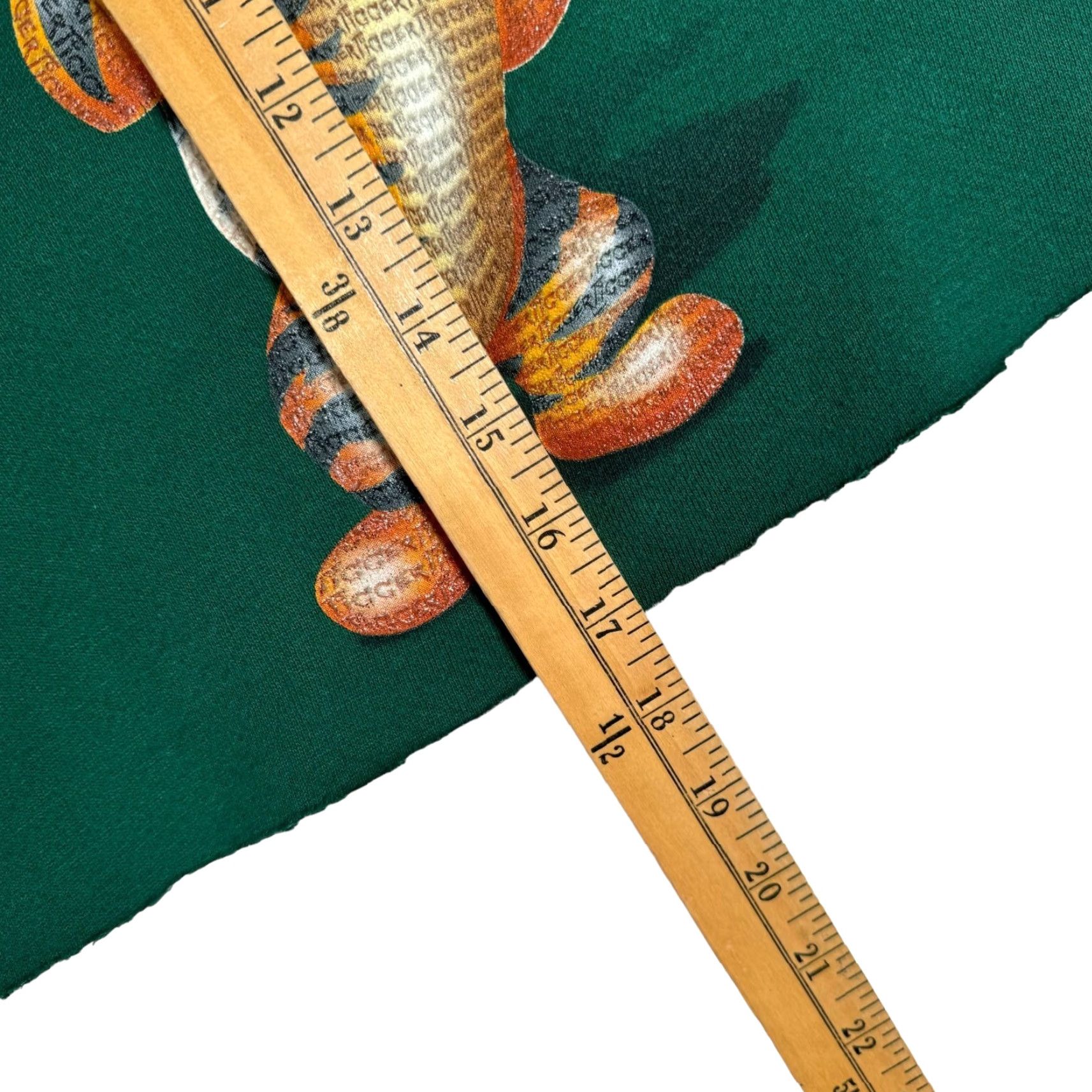 Disney VINTAGE Disney Tigger Cropped Sweatshirt 2XL Green Long Sleeve Crew Neck Size XXL / US 16-18 / IT 52-54 - 6 Thumbnail