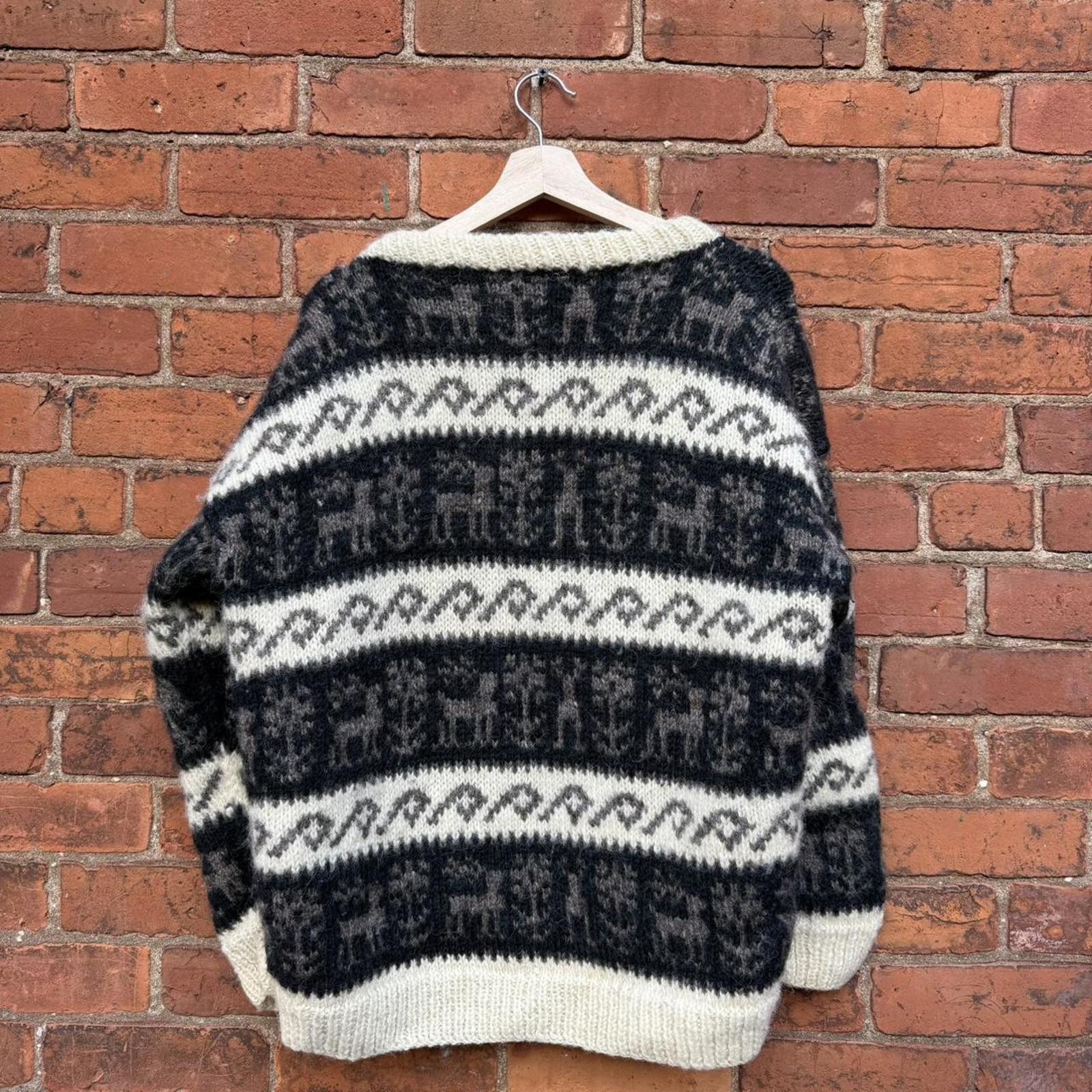Other vintage yeti made in Nepal wool deer knit sweater 80s/90s L Size US L / EU 52-54 / 3 - 4 Thumbnail