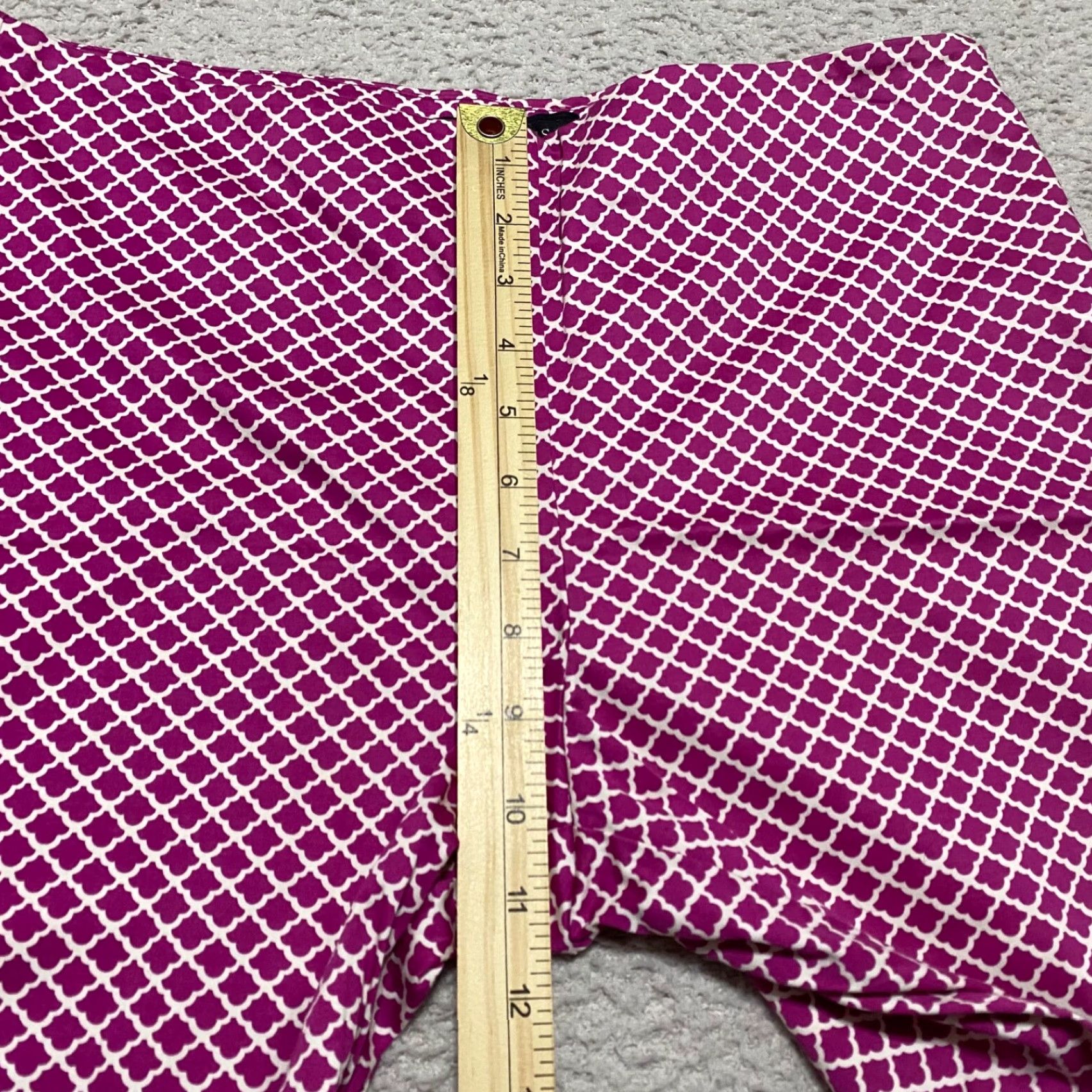Talbots Talbots Pant Cropped Pink Geometric Heritage Mid Rise Petites Womens 10P (30 in Waist) 22 in Inseam Cotton Spandex Button Zip Flat Front Cropped Crop Size 30" / US 8 / IT 44 - 4 Thumbnail