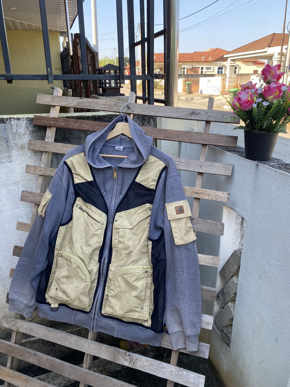 Carhartt Vintage Distressed Carhartt Reworked Utility Hoodie Jacket Size US XXL / EU 58 / 5 - 3 Thumbnail