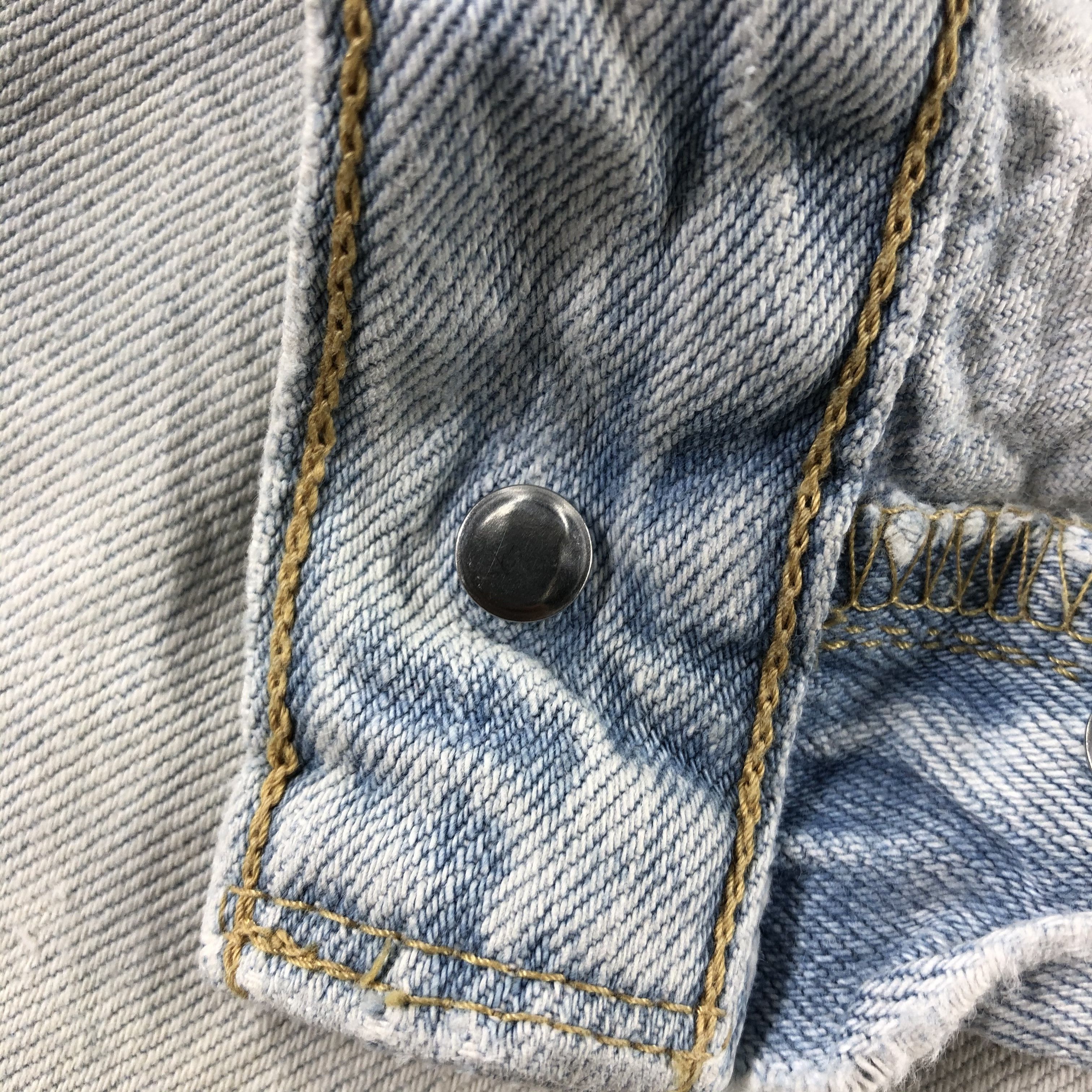 Levi's Vintage Light Wash Levis 501 Jeans-J2658 Size US 33 - 14 Thumbnail