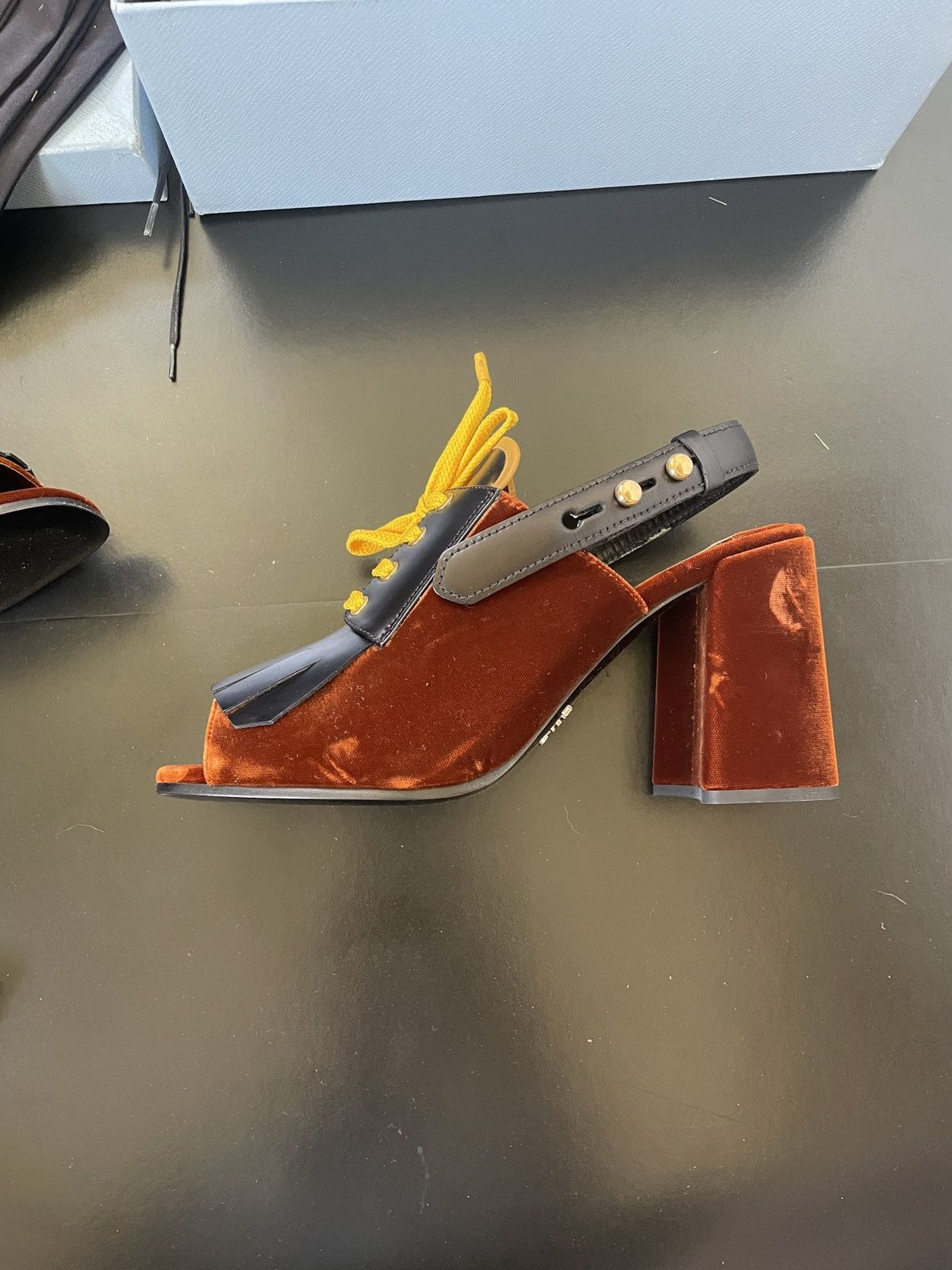 Prada Prada Velvet shoes size 40 Size US 10 / IT 40 - 10 Thumbnail
