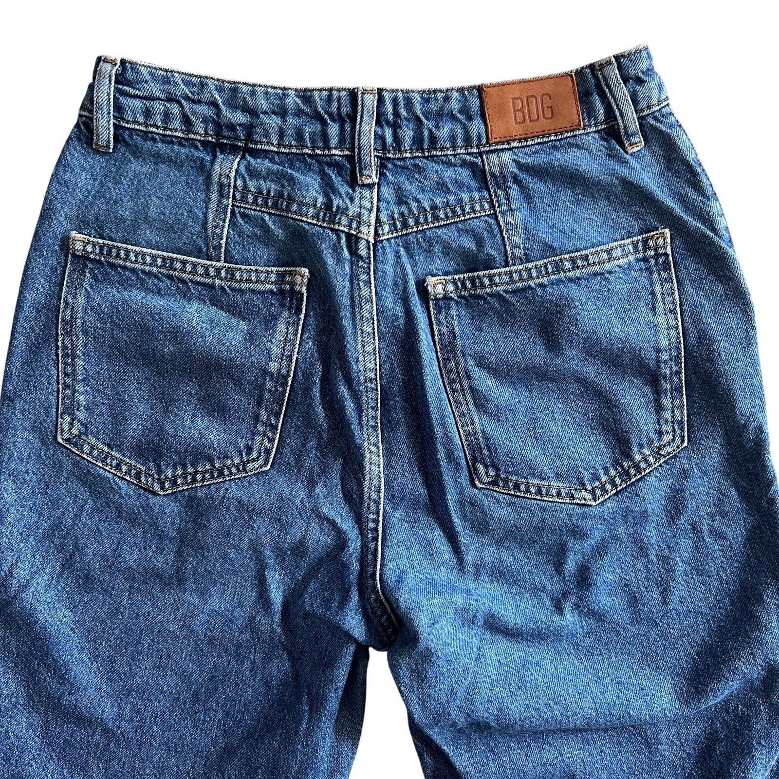 Bdg BDG High Rise Mom Jeans Blue Denim W29 L32 Tapered Leg Size 29" - 5 Thumbnail