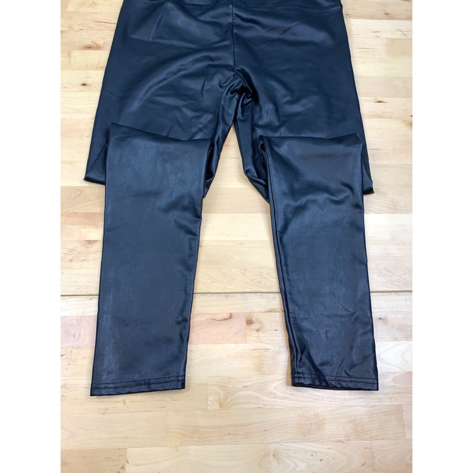 7 For All Mankind Seven For All Mankind Faux Leather Leggings M Black Casual Women Leggings Ankle Faux Leather 7 For All Mankind Casual Women M Black Size 32" / US 10 / IT 46 - 4 Thumbnail