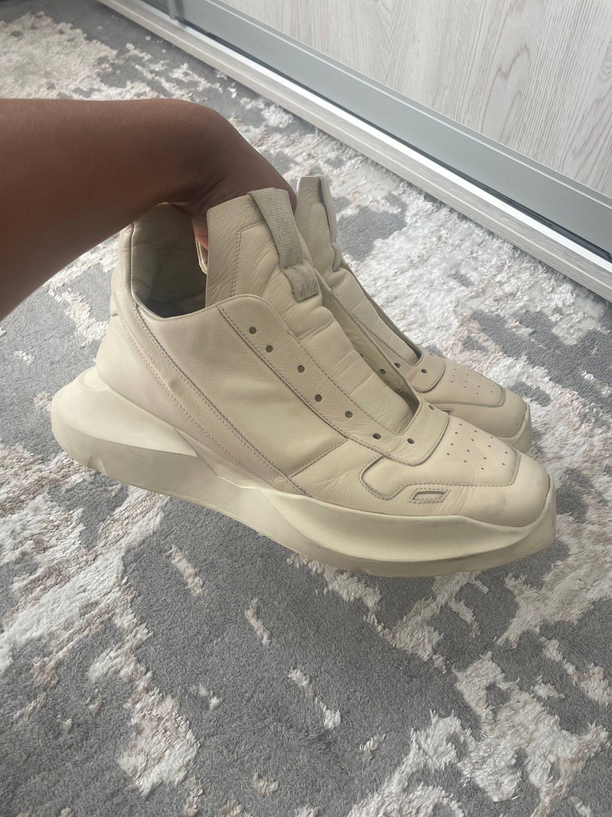 靴 Rick Owens GEO GETH RUNNER Geo Geth Runner Sneakers Black and Milk White | The Webster