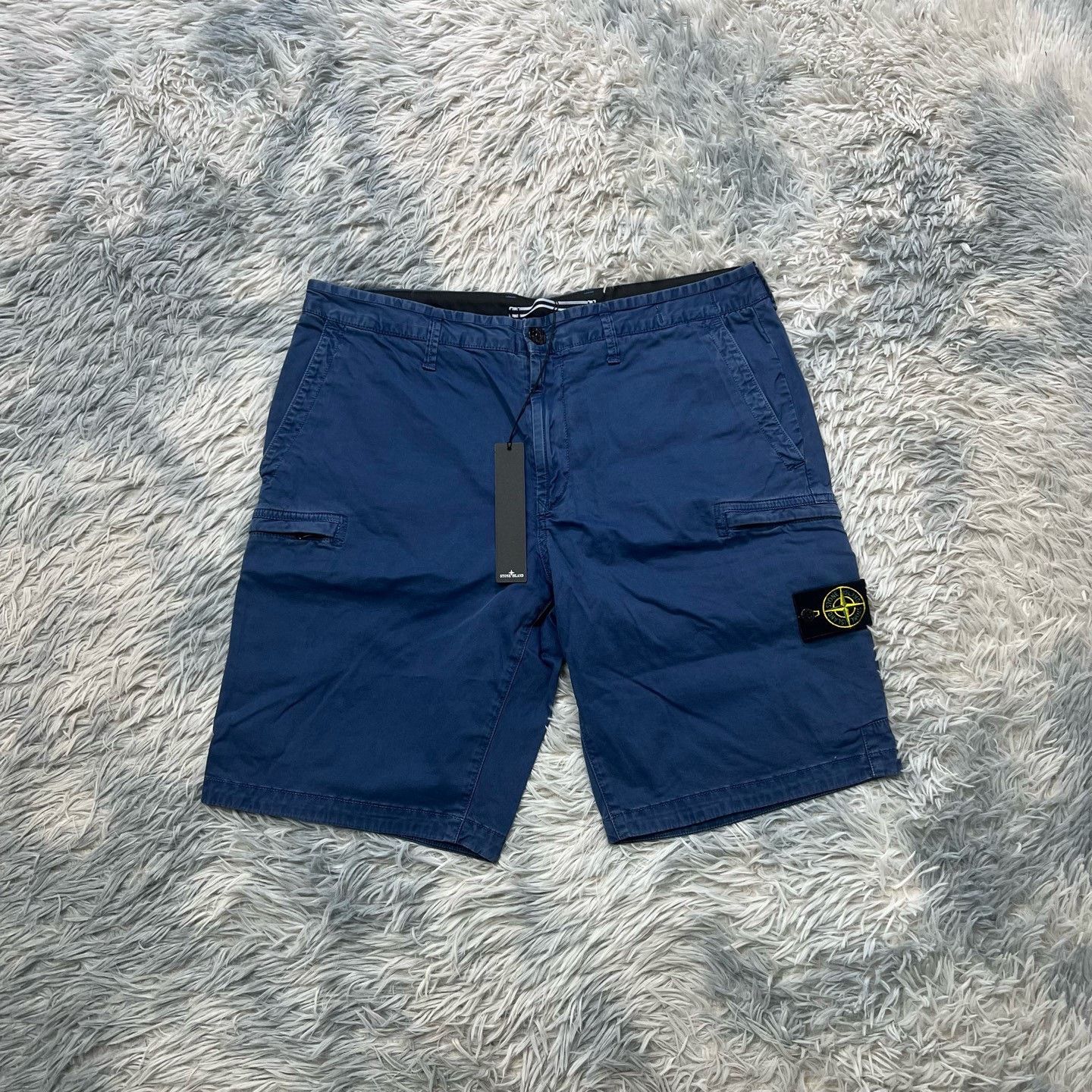 Stone Island Stone Island Shorts Size US 36 / EU 52 - 1 Thumbnail