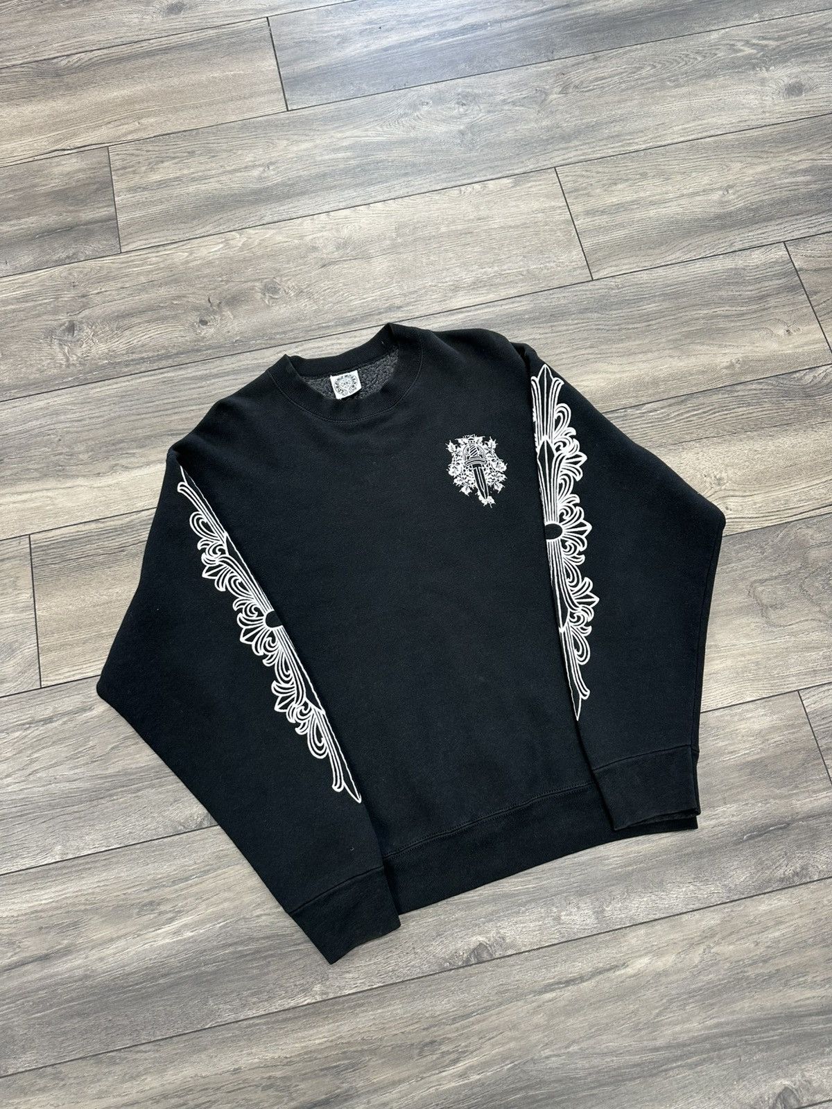 Chrome Hearts cashmere sweater Red Cross fleur leather patch