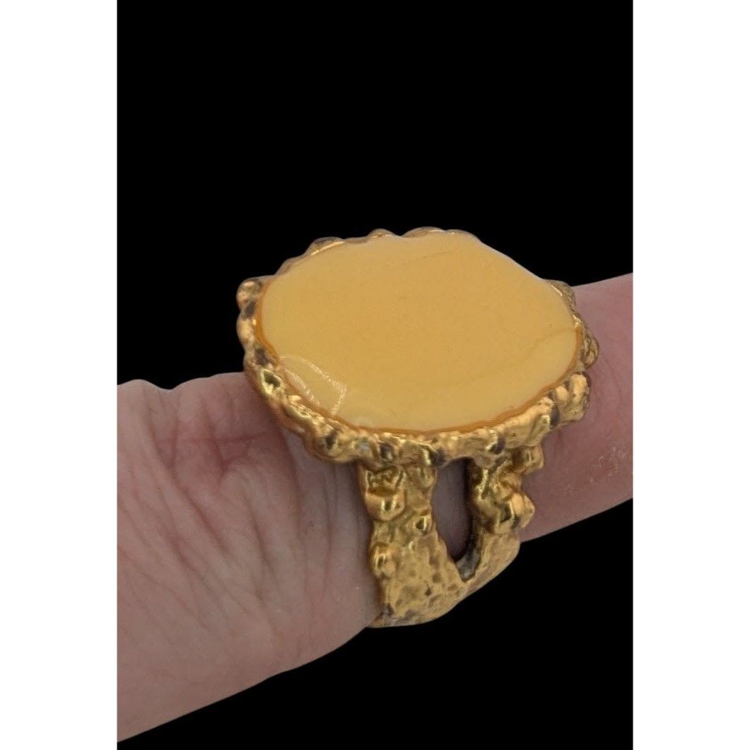 Other Vintage Erica Anenberg Yellow Enamel Statement Ring Size 6 W Size ONE SIZE - 2 Thumbnail