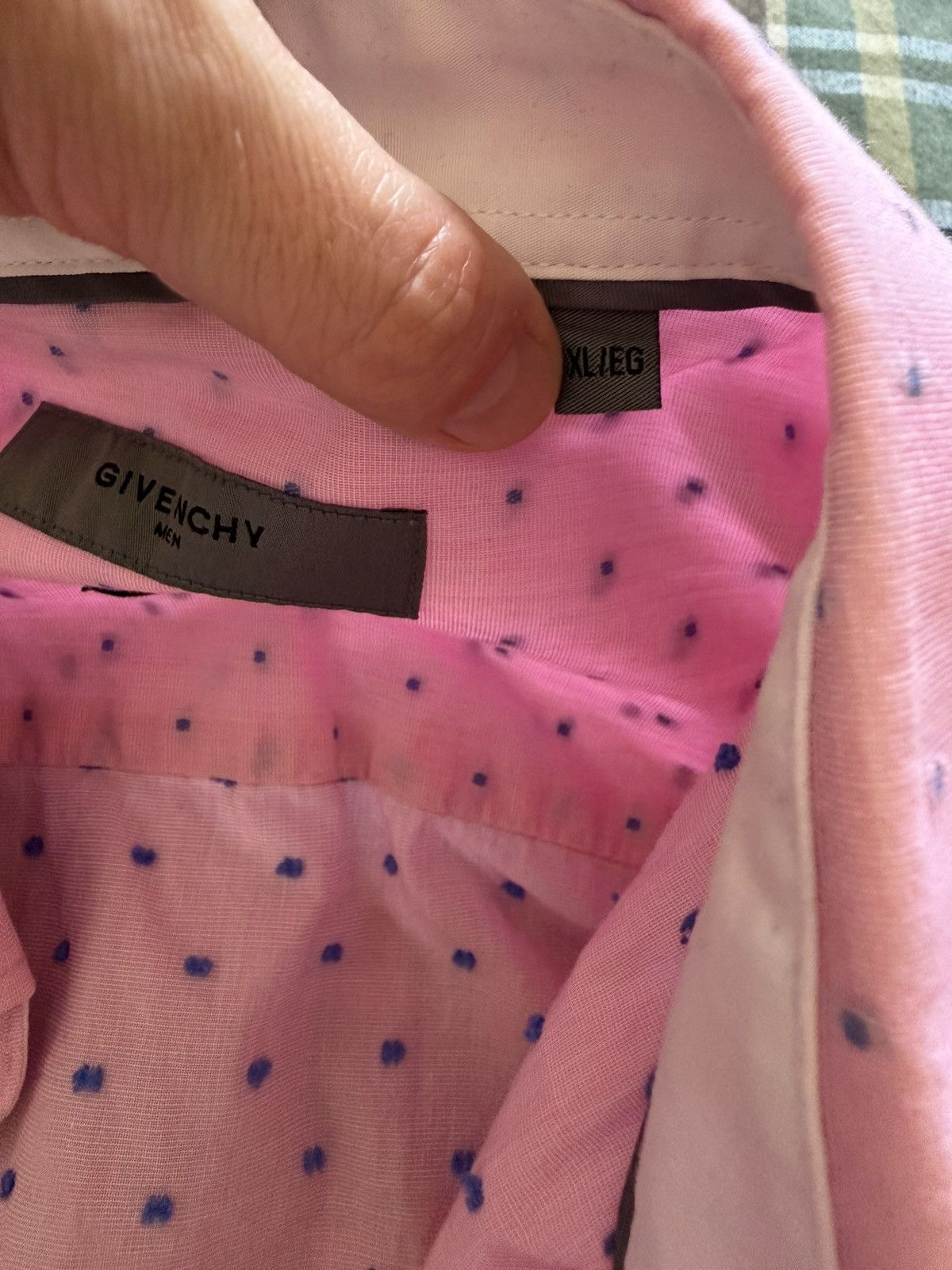 Givenchy Givenchy Pink shirt Size US XL / EU 56 / 4 - 5 Thumbnail
