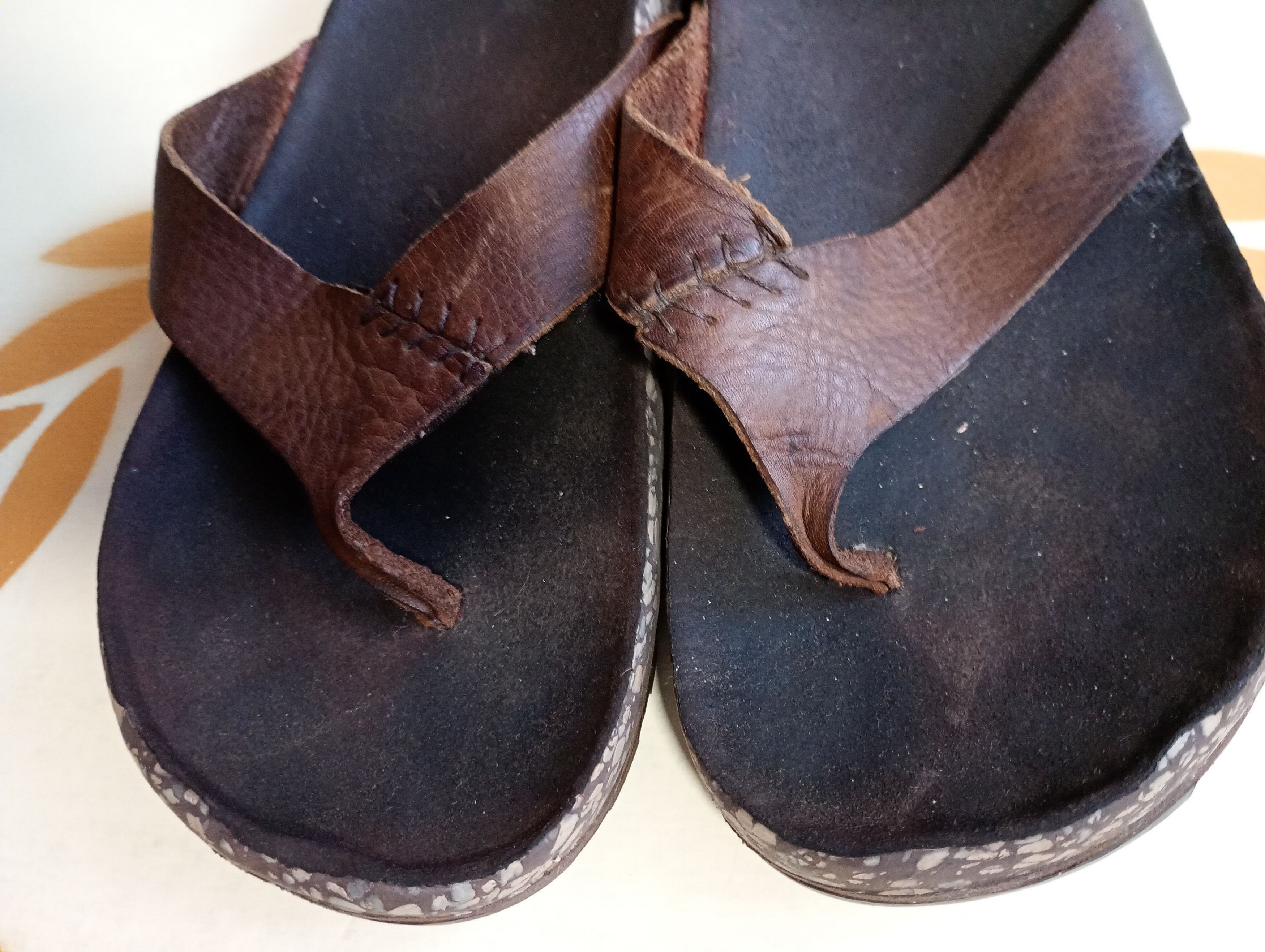 Nike ACG Nike ACG Flip Flops Leather Vintage 2007 Size US 10 / EU 43 - 15 Thumbnail