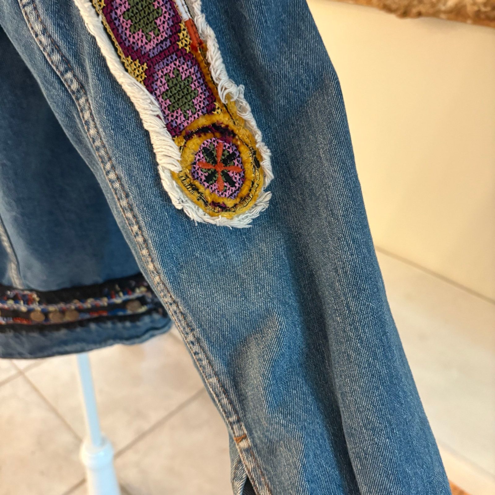 Zara Zara TRF Trafaluc Embroidered Oversized Denim Jacket M Size M / US 6-8 / IT 42-44 - 8 Thumbnail