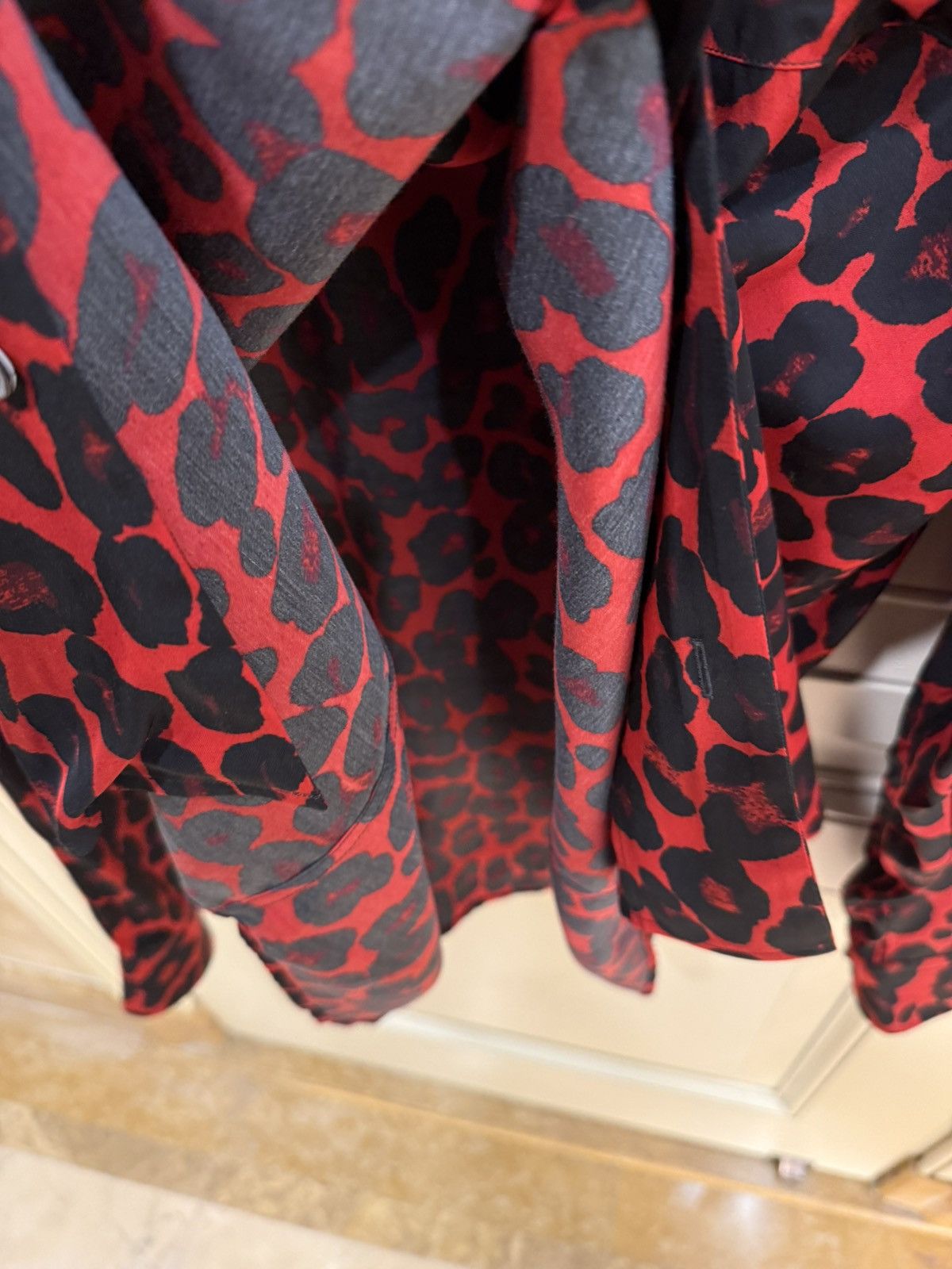 Alexander McQueen Leopard print camp shirt size 15++ Size US M / EU 48-50 / 2 - 16 Thumbnail