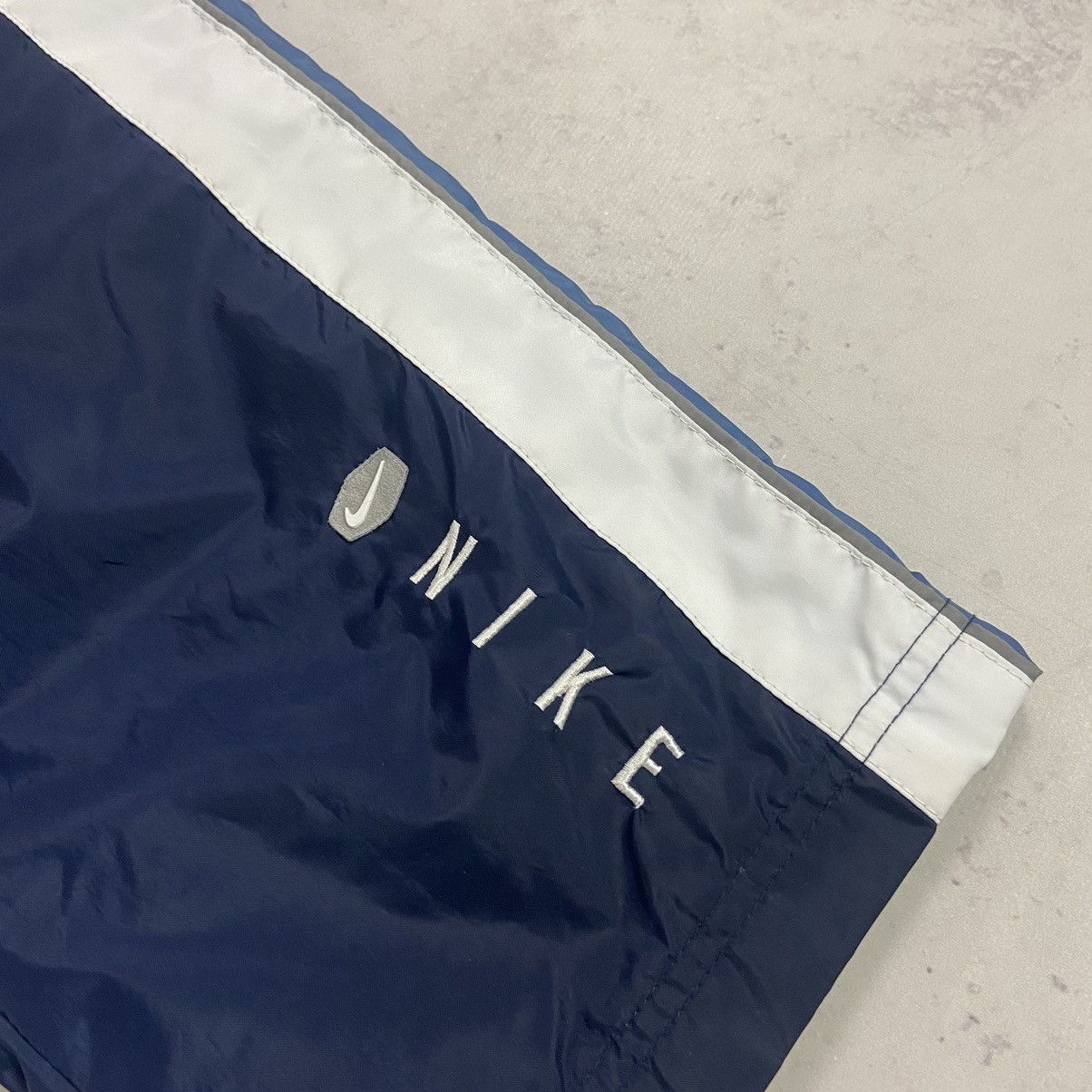 Nike Nike Track Vintage Drill Pants Y2K Baggy Gorpcore Joggers Size US 29 - 7 Thumbnail