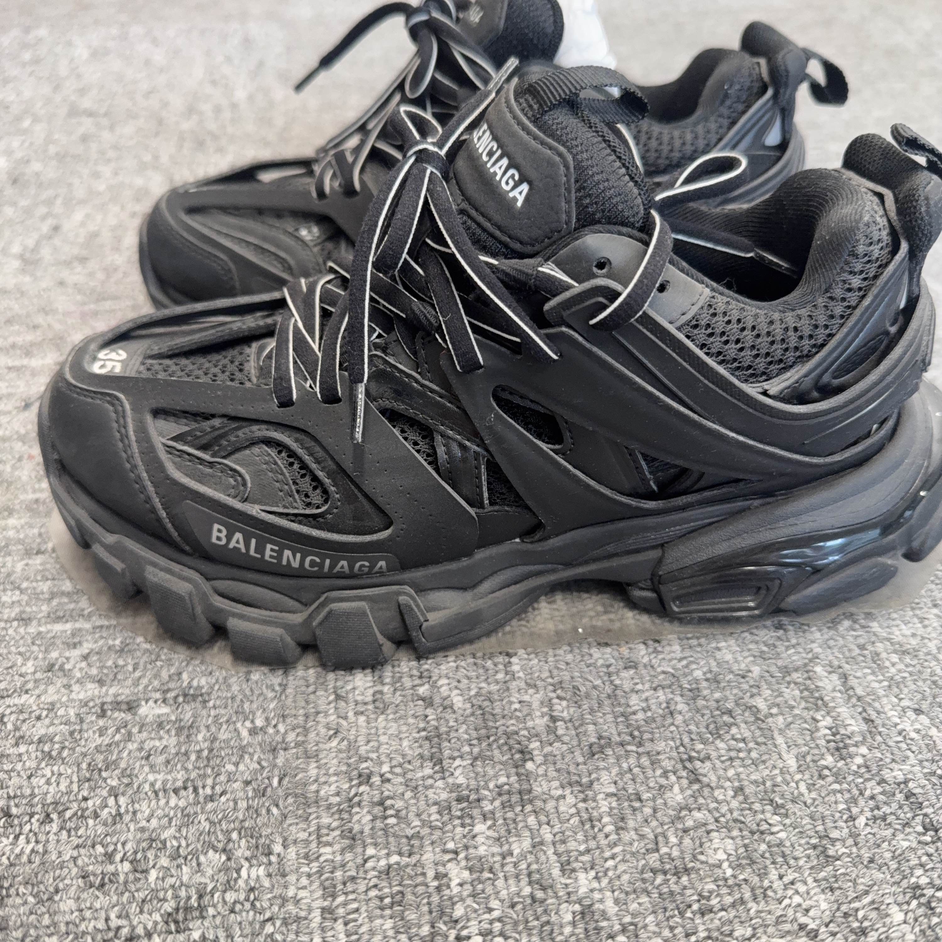 Balenciaga Balenciaga Track Sneakers Black Size 35 Size US 5 / IT 35 - 1 Thumbnail