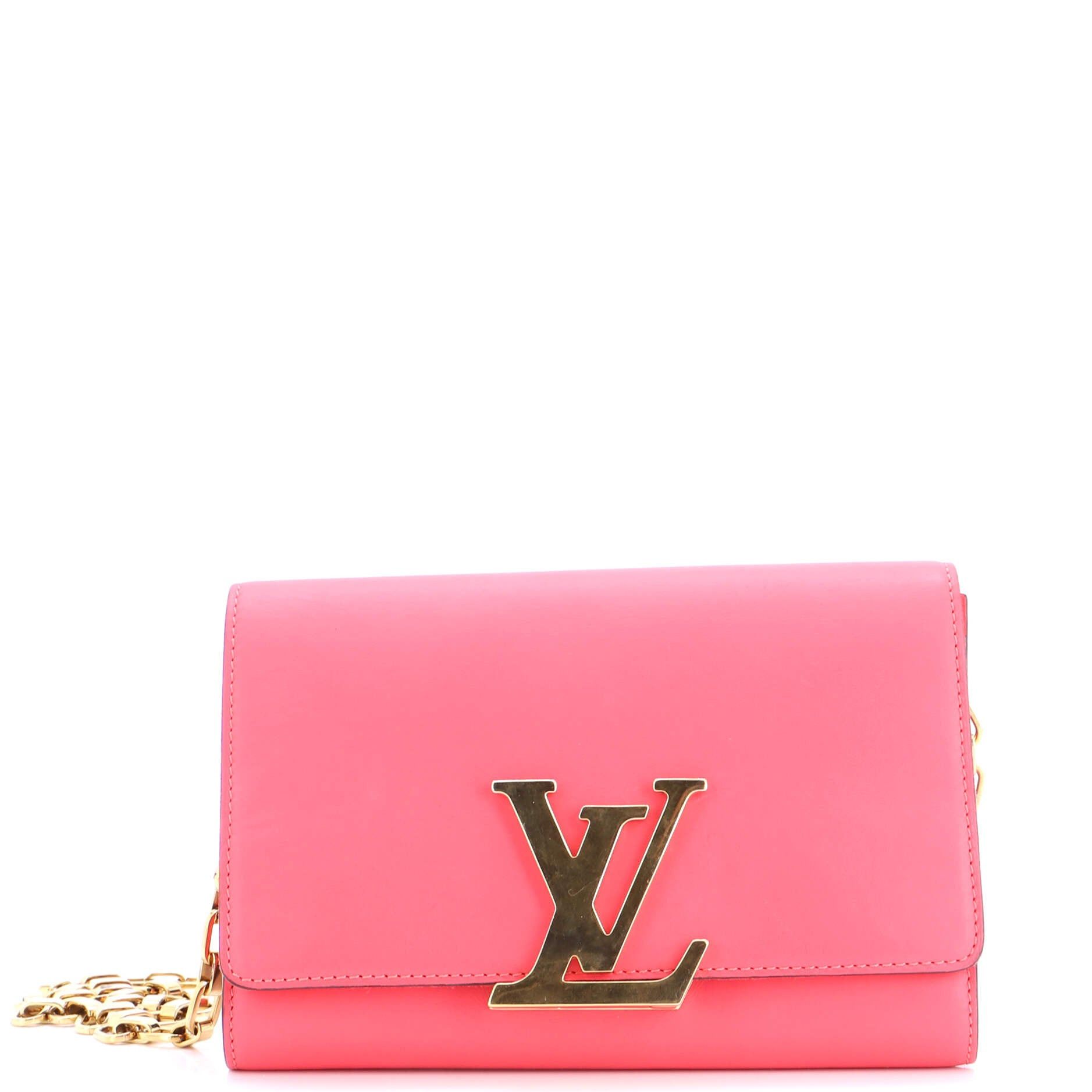 Louis Vuitton Chain Louise Clutch Size ONE SIZE - 1 Thumbnail
