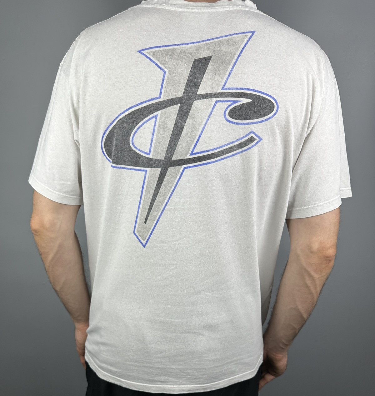 Nike 90s Vintage Nike Penny Hardaway NBA Center Logo T Shirt Size US L / EU 52-54 / 3 - 4 Thumbnail