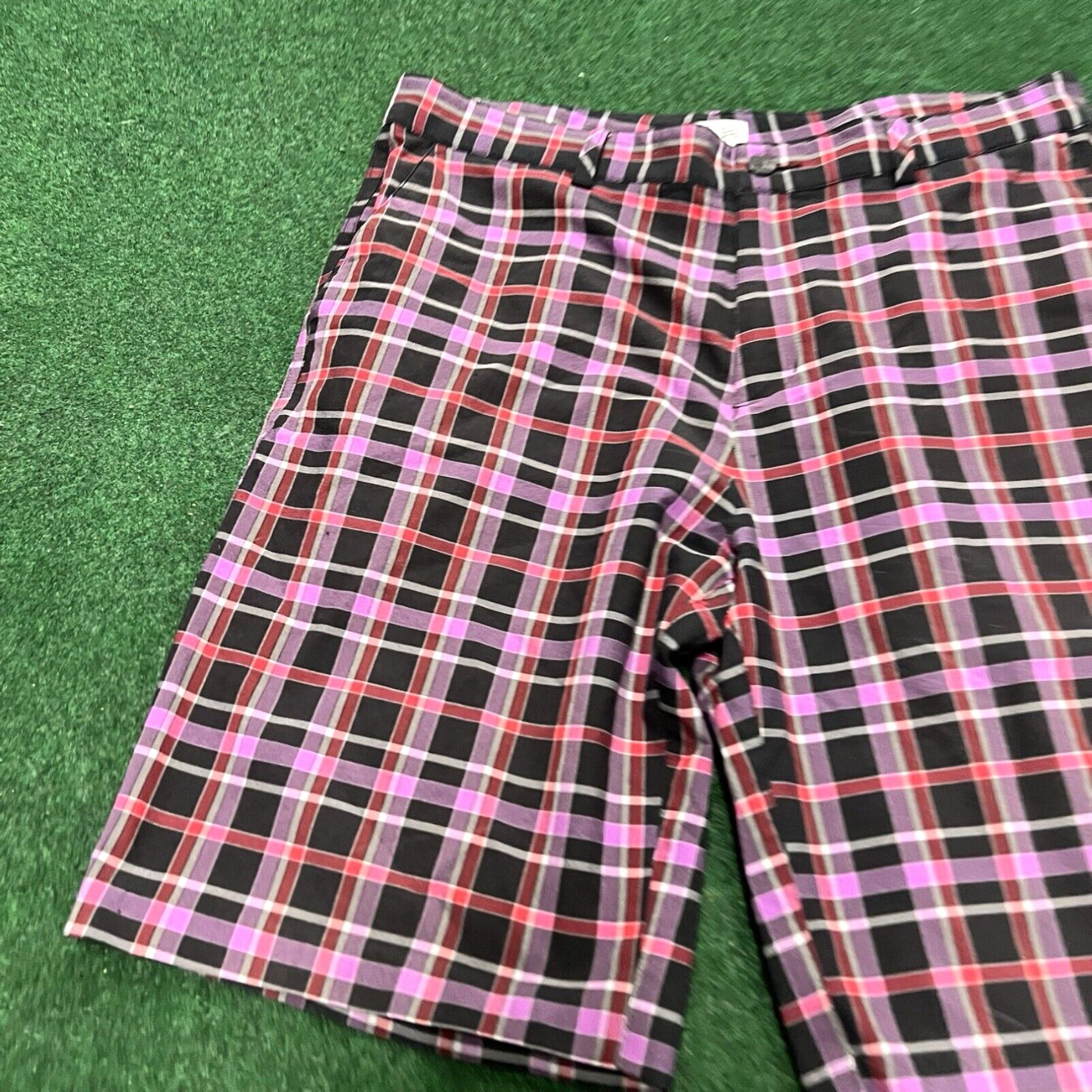 Adidas Vintage Adidas Shorts Mens 34 Purple Black Plaid Chino Golf Athletic Flat Front Size US 34 / EU 50 - 2 Thumbnail