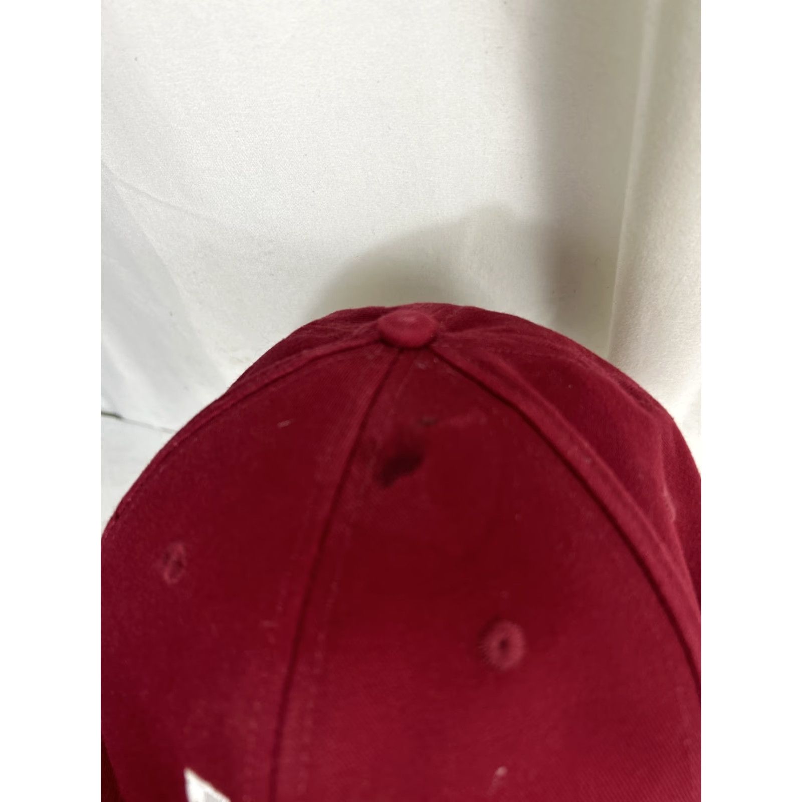Vans Vans Snap Back Hat Maroon Adjustable V Embroidered Men One Size Red Navy Blue Snapback Size ONE SIZE - 4 Thumbnail