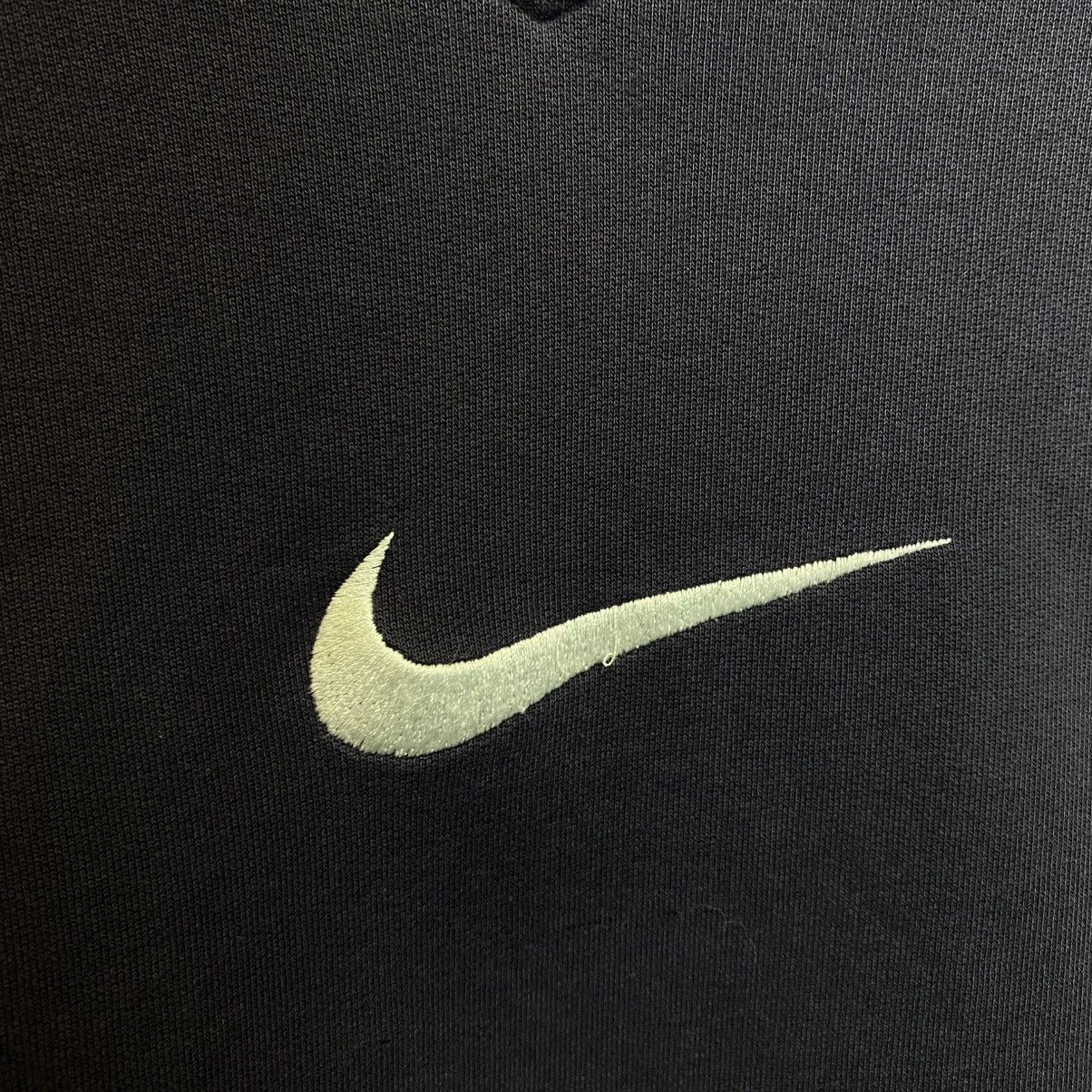 Nike Vintage Nike Big Swoosh 90’s Distressed y2k sweatshirt sizeS Size US S / EU 44-46 / 1 - 3 Thumbnail